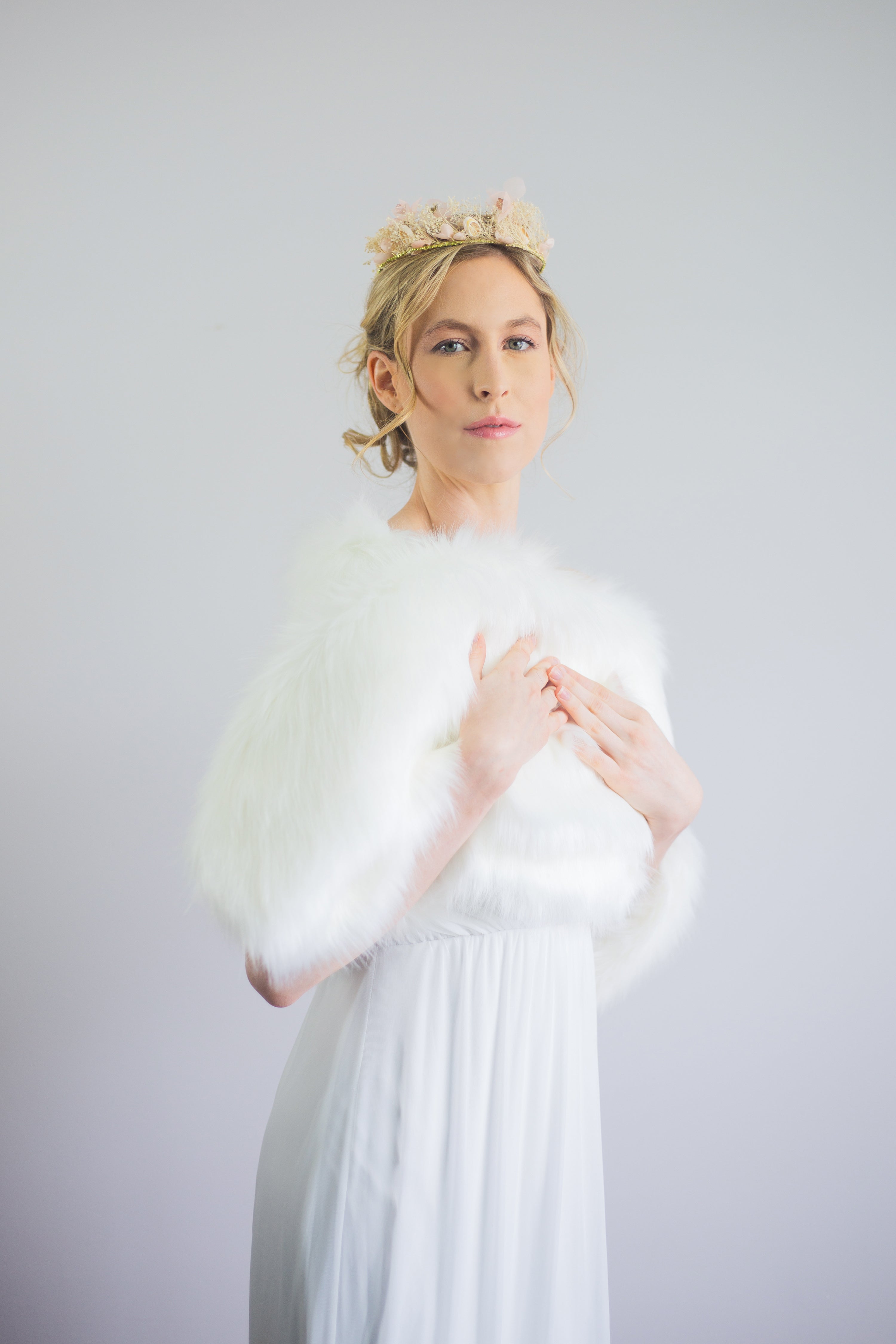 Ivory White Fur Shawl - Butterfly Ivy03 - Elegant Winter Wrap for Women - Perfect for Parties, Weddings & Cold Weather Fashion