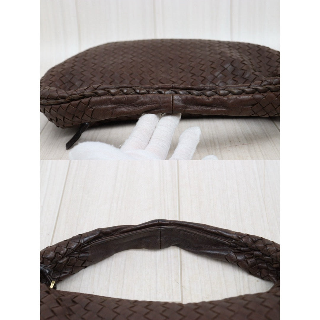 Bottega Veneta V25042417 Genuine Lamb Leather Braided Handbag - Pre-Owned Luxury Purse for Women | Perfect for Work, Evening Events & Special Occasions