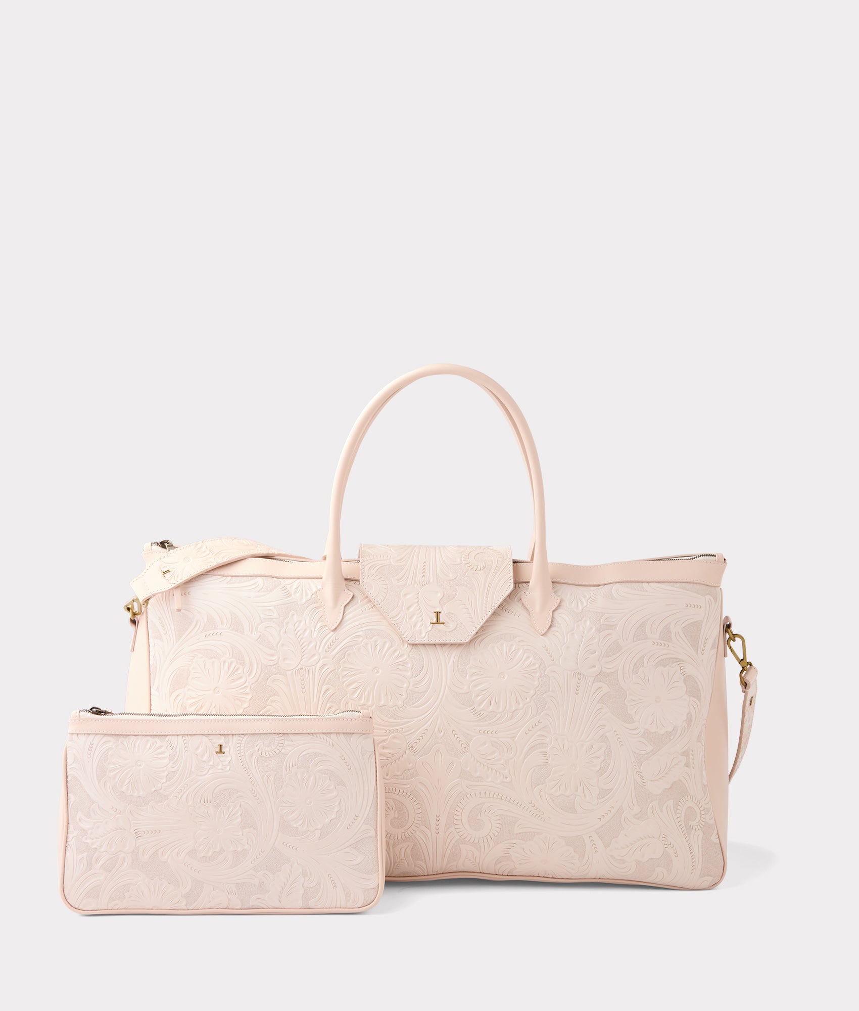 Premium Leather Weekender Bag for Women - Stylish Blush Pink Travel Duffel with Spacious Interior | Perfect for Weekend Getaways, Gym, and Business Trips