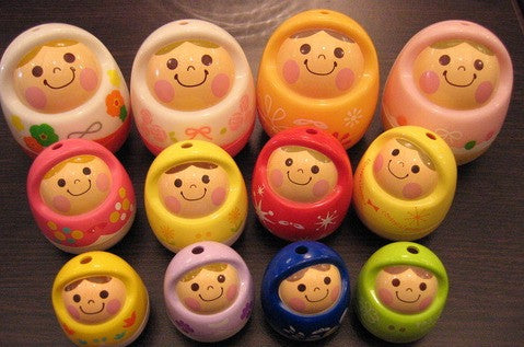 Bandai Gashapon Russian Nesting Dolls 4-Piece Collectible Figure Set - Perfect for Anime Fans, Home Decor & Gift Giving