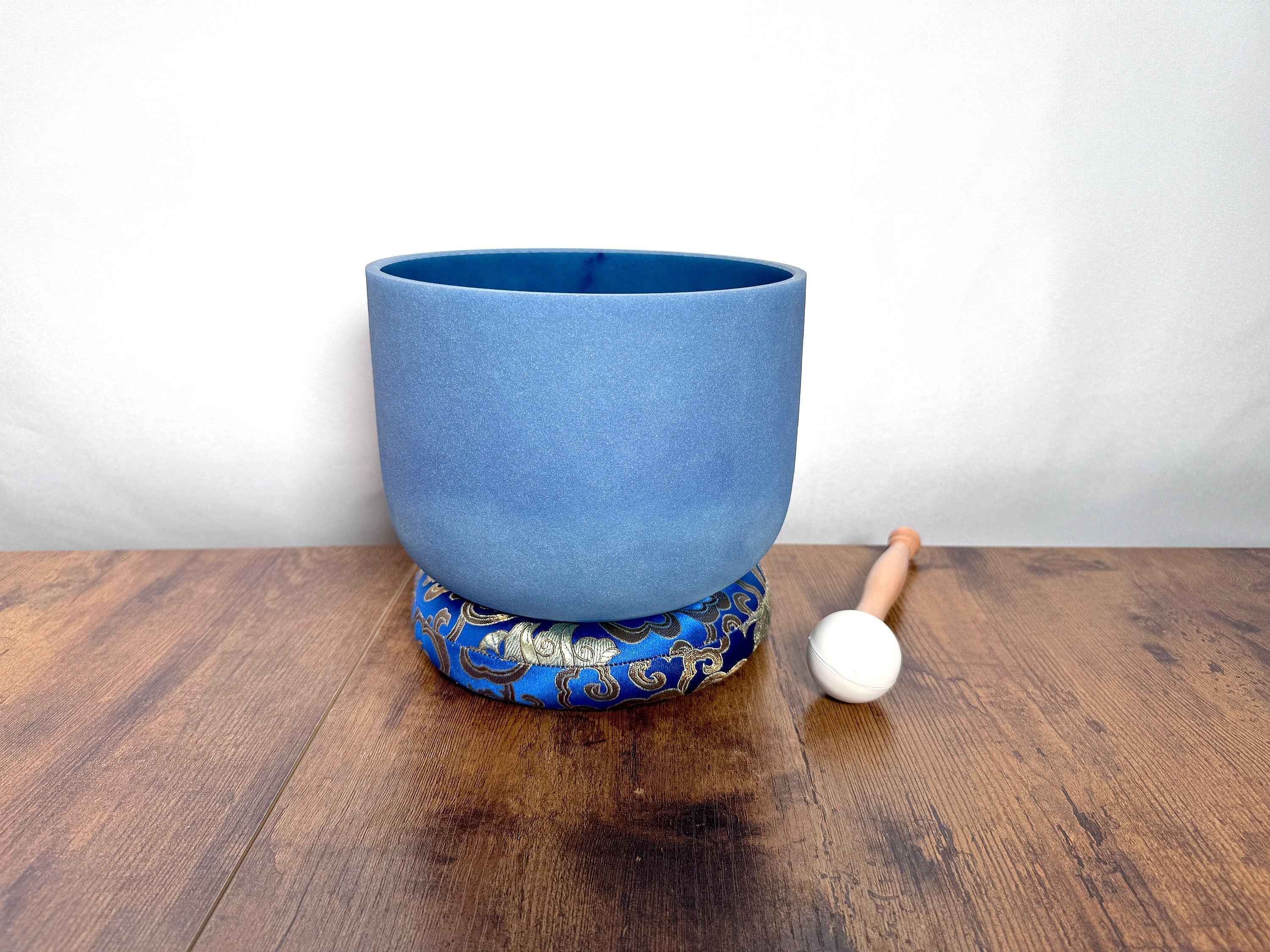 432Hz Amazonite, Lapis Lazuli & Fluorite Crystal Singing Bowl Set - C Note with Mallet, Cushion & Carry Case for Meditation, Sound Healing & Yoga Practice