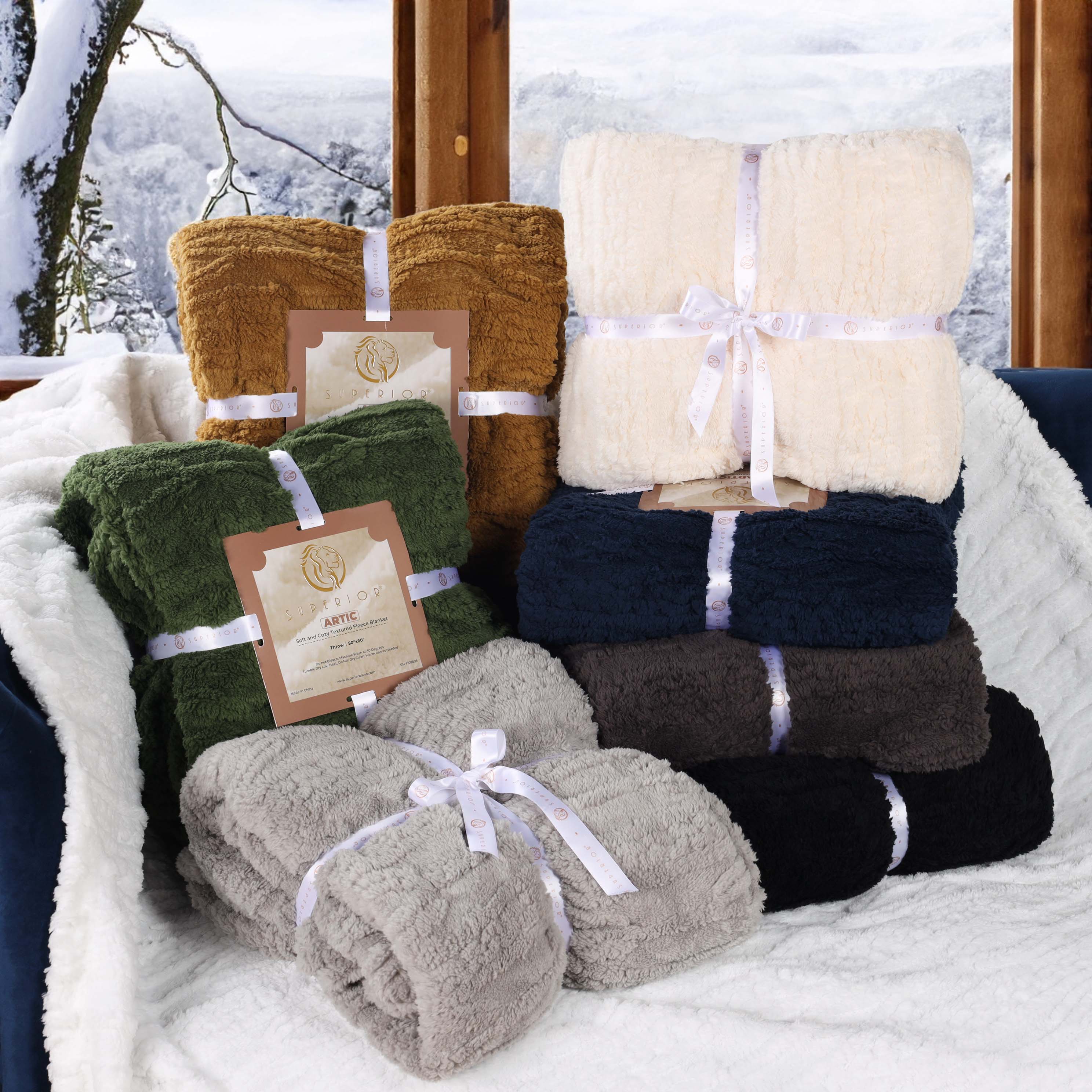 Cozy Arctic Boho Jacquard Plush Fleece Blanket - Soft Warm Throw for Bed, Couch & Winter Camping - Home Decor & Gift Idea