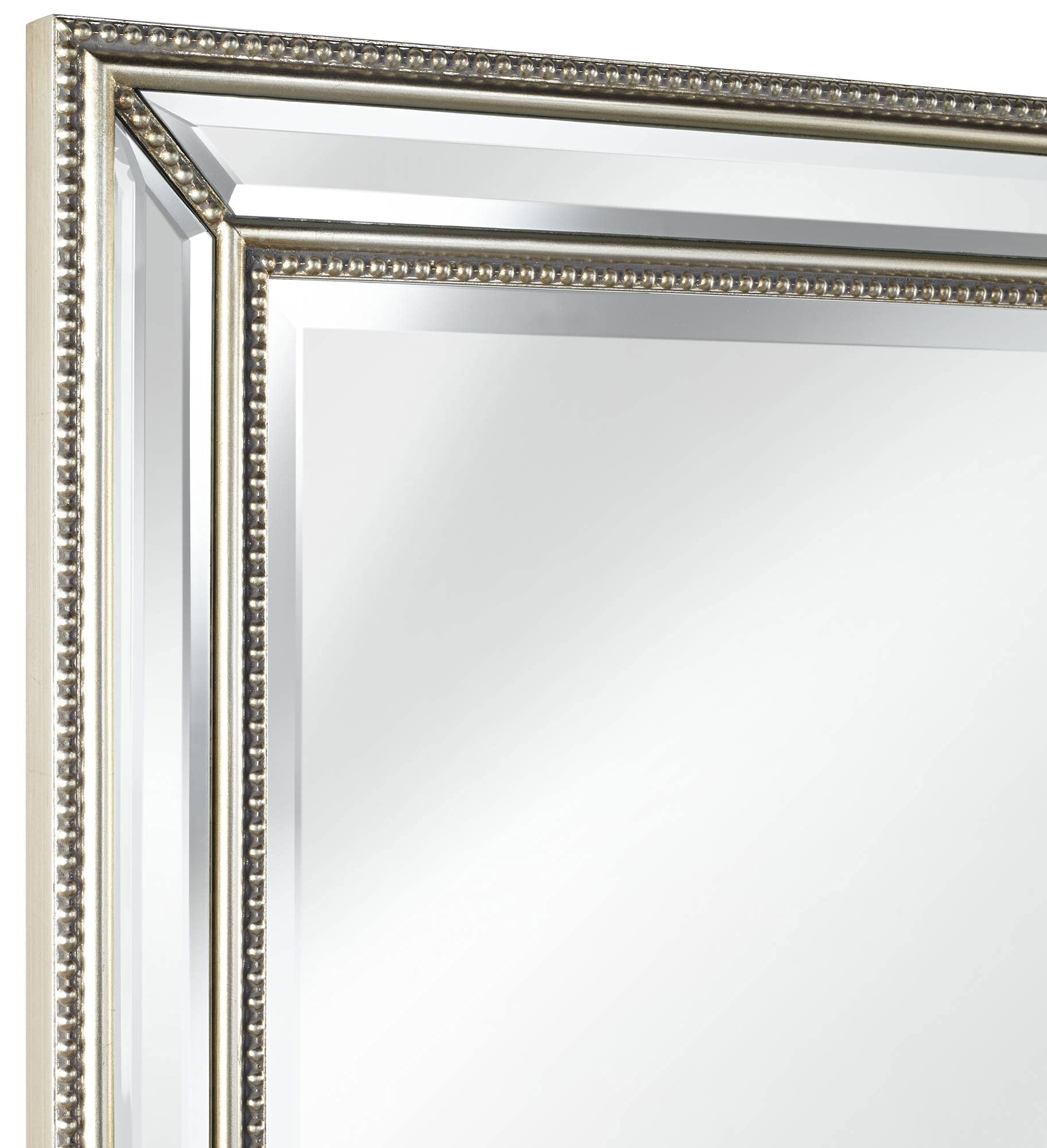 Uttermost Palais 30