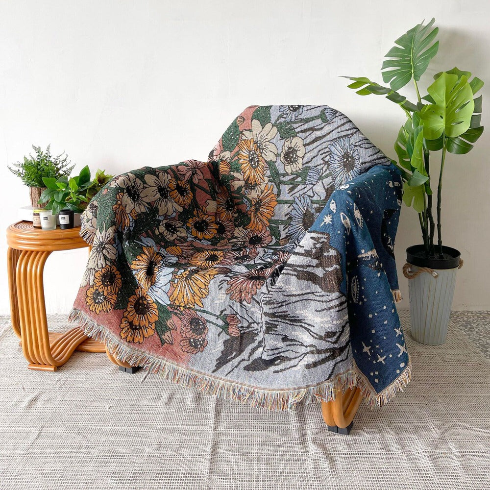 Mountain Flowers Woven Throw Blanket - Soft & Cozy Decorative Afghan Blanket for Couch, Bed, Sofa - Perfect for Living Room, Bedroom & Outdoor Picnics