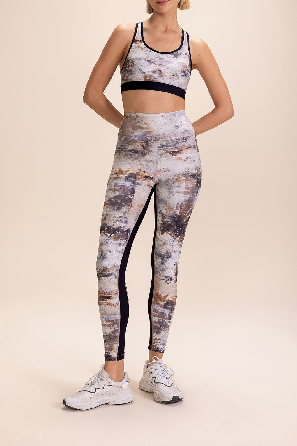 High-Quality Stain Sports Bra for Women - Breathable & Supportive Workout Top for Running, Yoga & Gym - Comfortable Fitness Apparel for Active Lifestyles