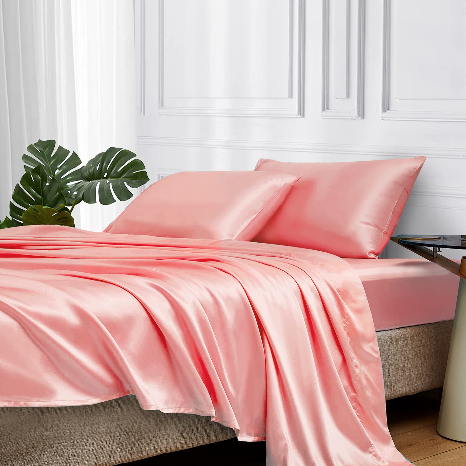 Luxury Satin Bed Sheets Set - King Size 4 Piece Silky Soft Bedding with 15