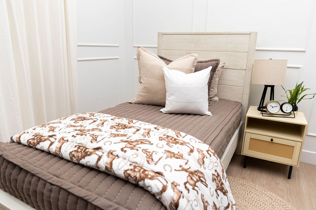 Luxe Beddy's Premium Bedding Set - Ultra Soft & Breathable Comforter & Sheet Set for All-Season Comfort - Perfect for Master Bedroom, Guest Room & Kids Bedroom