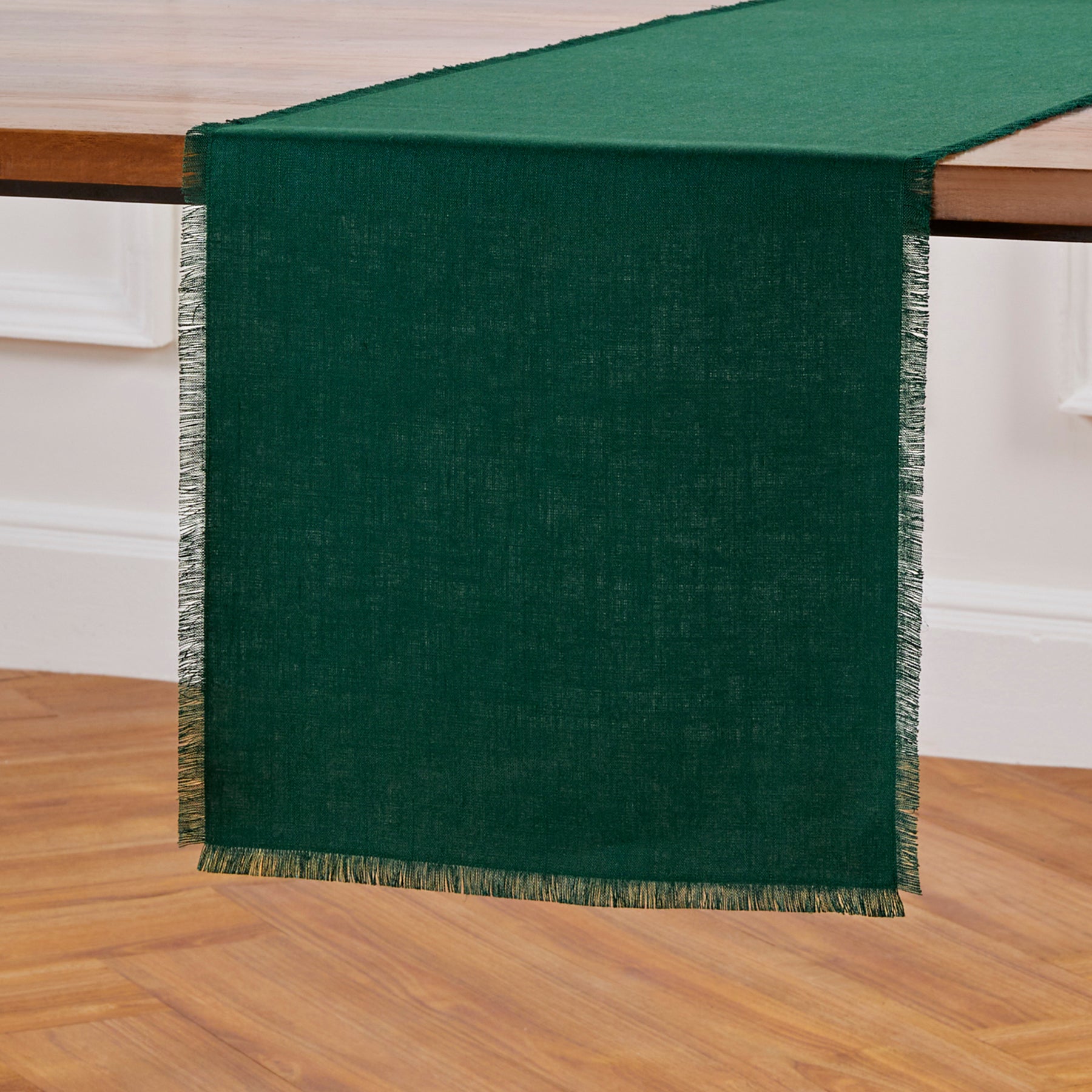 Elegant Fringe Table Runner for Dining Room Decor - Perfect for Weddings, Parties, and Home Decor