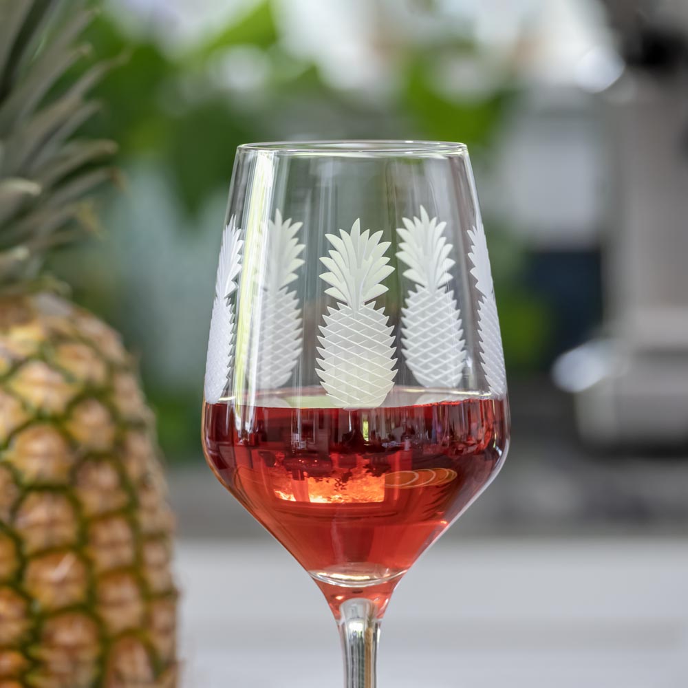 Fresh Pineapple 19.5oz All-Purpose Wine Glasses - Set of 4 | Elegant Stemware for Wine, Cocktails, Juice & Water | Perfect for Parties, Weddings & Home Entertaining