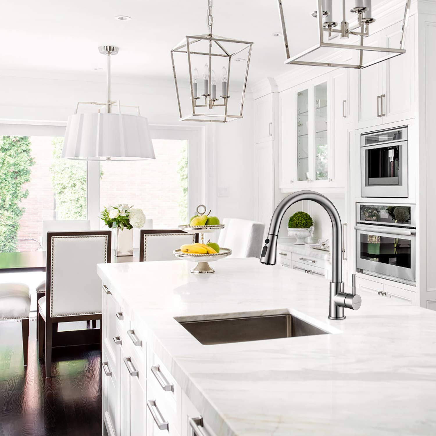 Stainless Steel Pull Down Kitchen Faucet for Modern Sinks