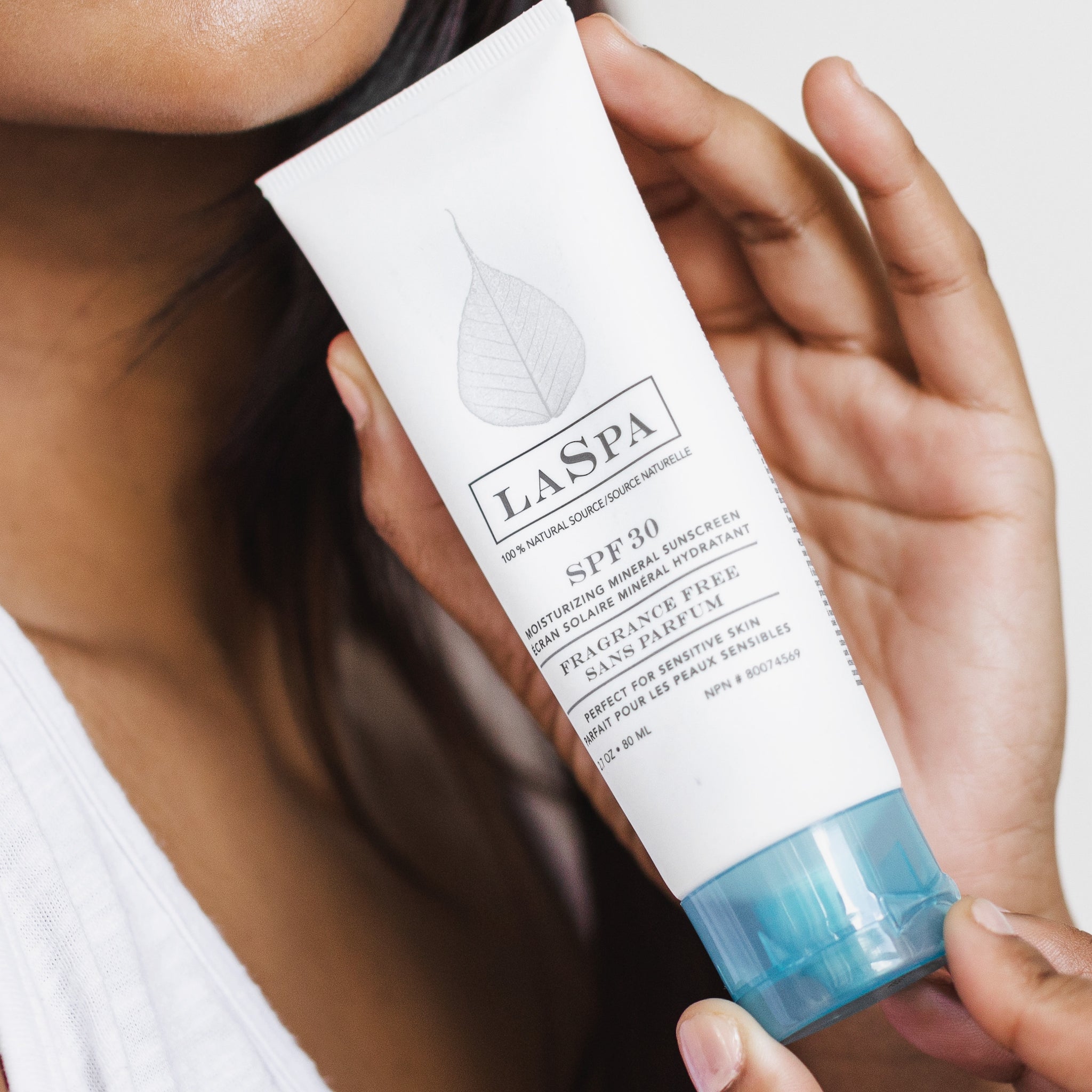 Moisturizing Mineral Sunscreen SPF 30 - Broad Spectrum UVA/UVB Protection, Natural Zinc Oxide, Water-Resistant & Reef Safe - Perfect for Daily Face & Body Use at Beach, Pool or Outdoor Activities