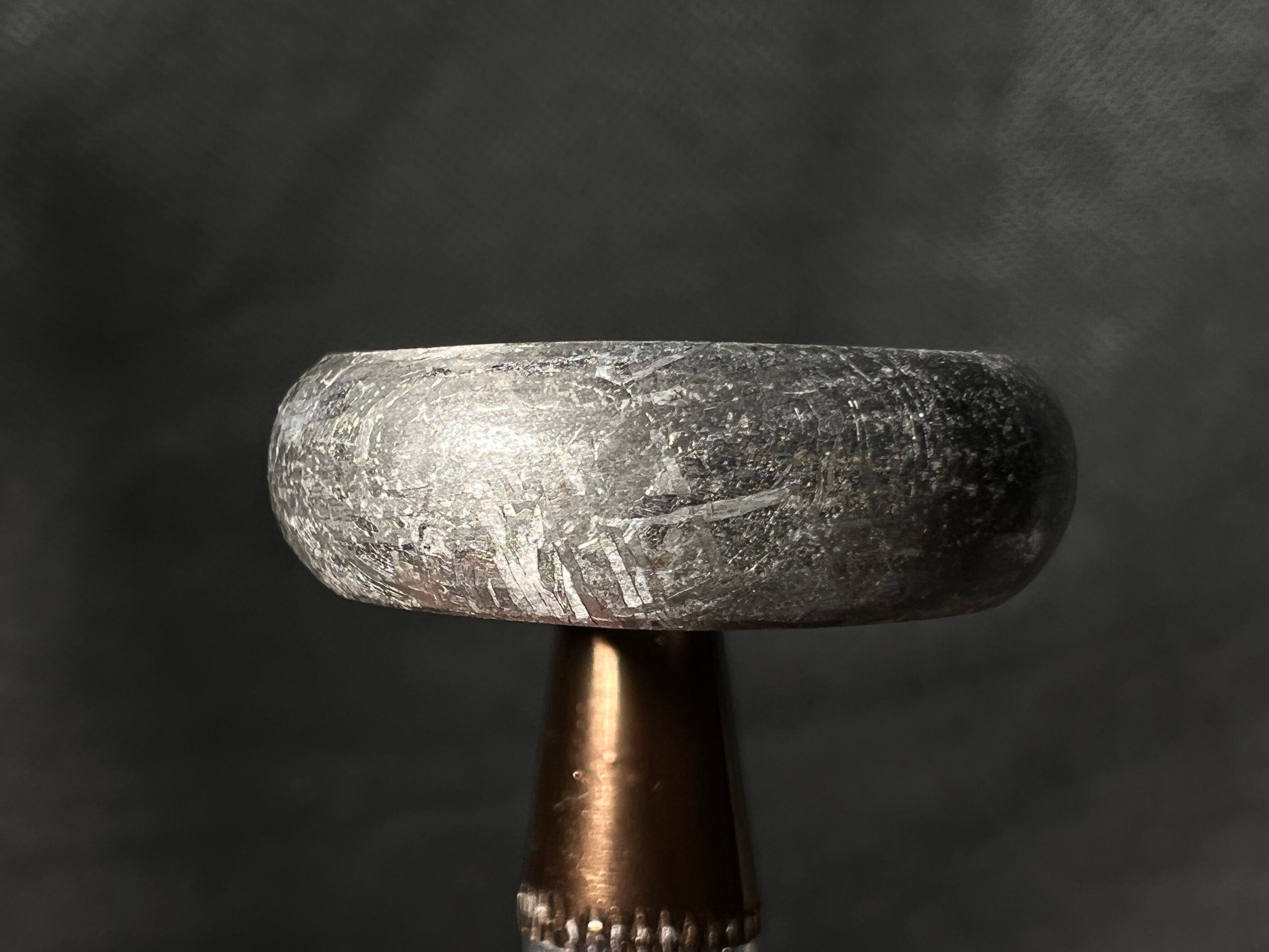 GIBEON Meteorite Ring Size 5.5 - Genuine Meteorite Wedding Band for Men & Women, Space Astronomy Jewelry with Unique Widmanstätten Patterns - Perfect for Engagement, Anniversary & Unique Gifts