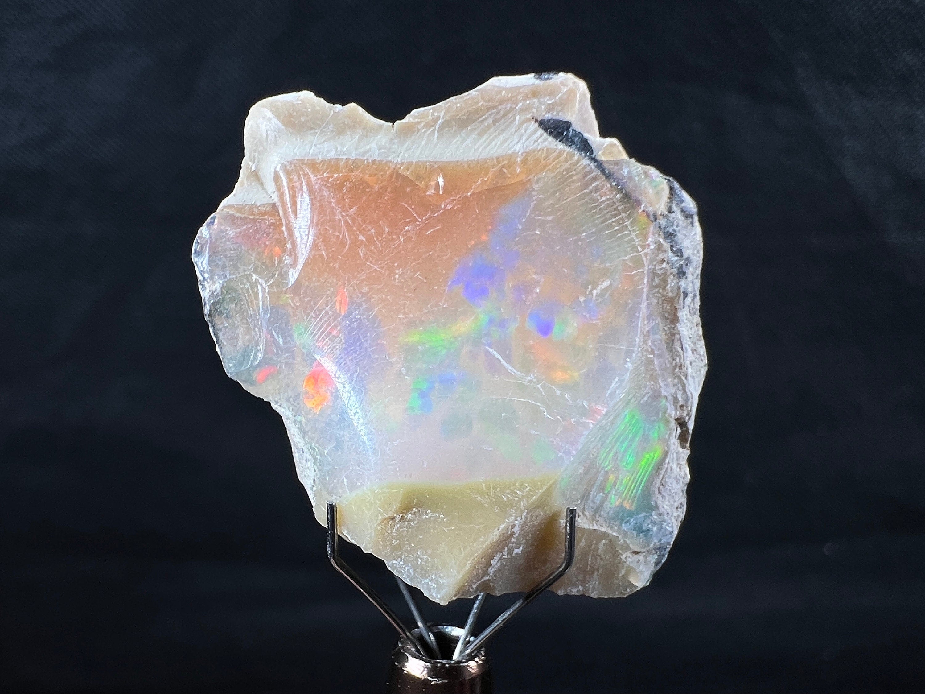 Premium 4A XL Raw Welo Opal Crystal - Natural Cutting Grade Ethiopian Opal, October Birthstone for Jewelry Making & Gem Collectors | Perfect for Engagement Rings, Necklaces & Healing Crystal Decor