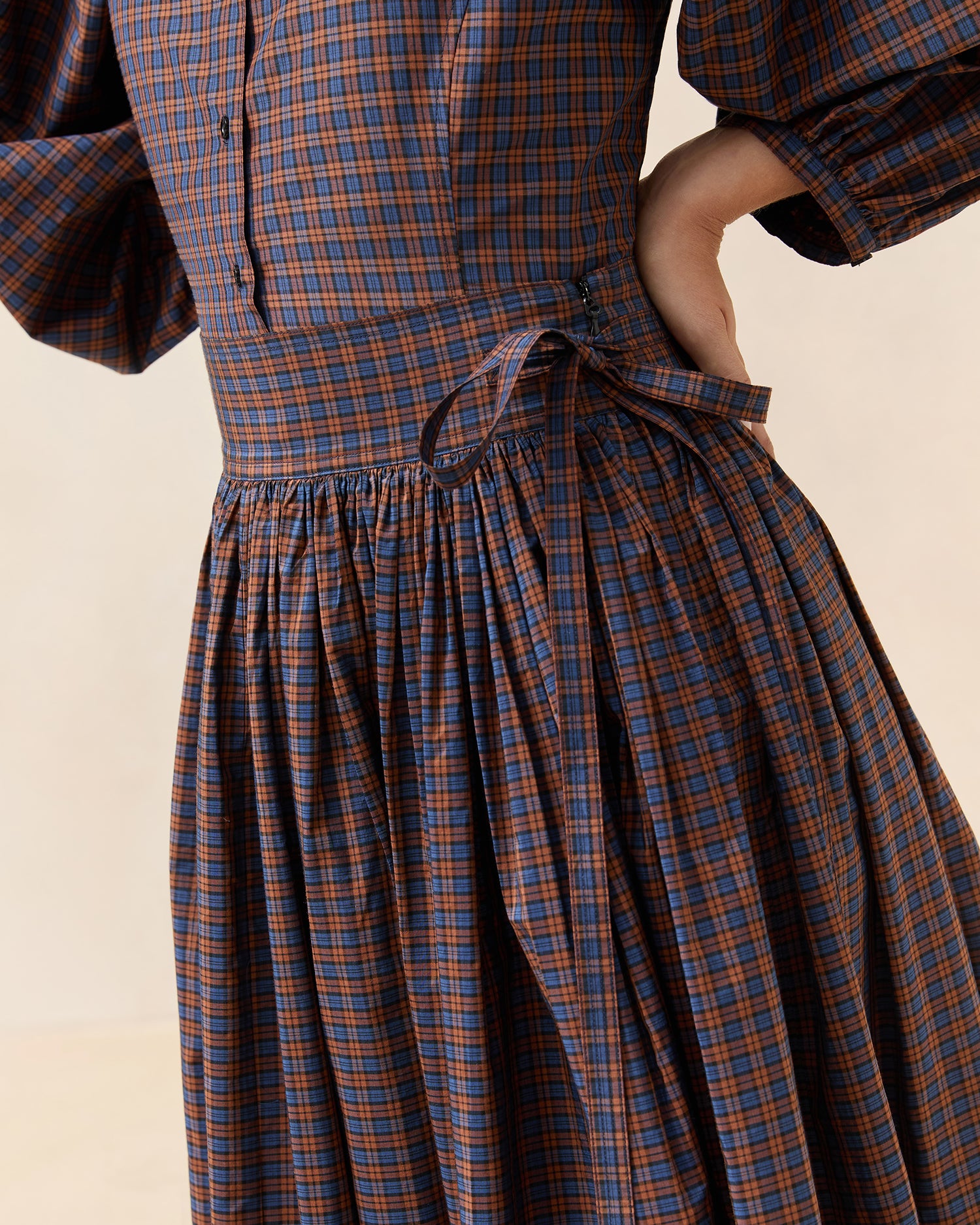 Navy/Rust Plaid/Black