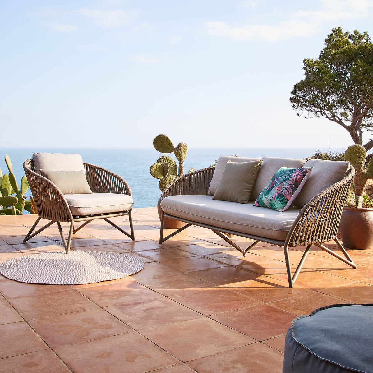 Branzie 3-Seater Outdoor Patio Sofa Set - Waterproof Wicker Furniture for Garden, Backyard, Poolside & Balcony - Comfortable All-Weather Lounge Seating