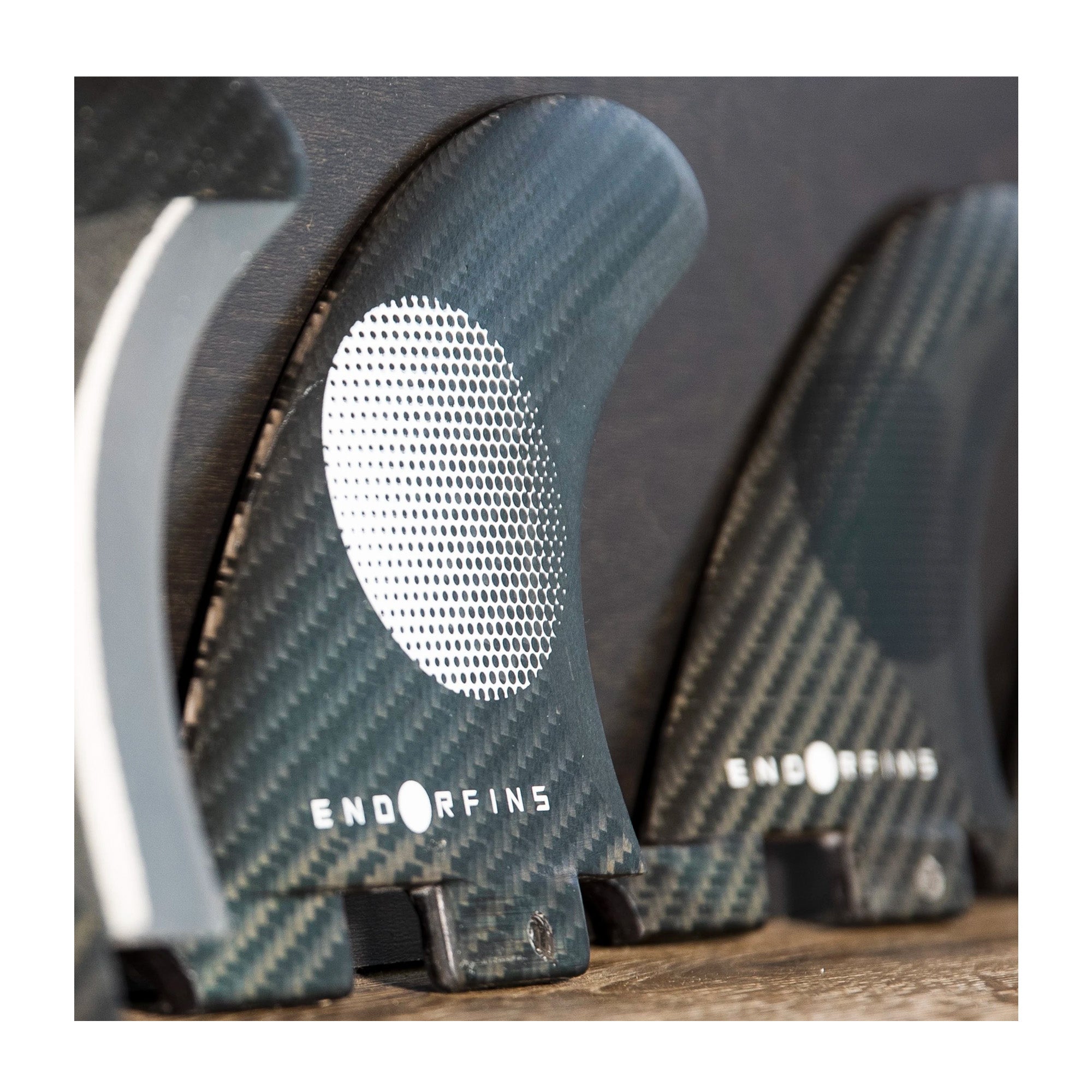 Endorfins Slater KS1 Medium Tri Surfboard Fins for Futures - High Performance Surfing Fins for Waves & Competition - Perfect for Pro Surfers & Water Sports Enthusiasts