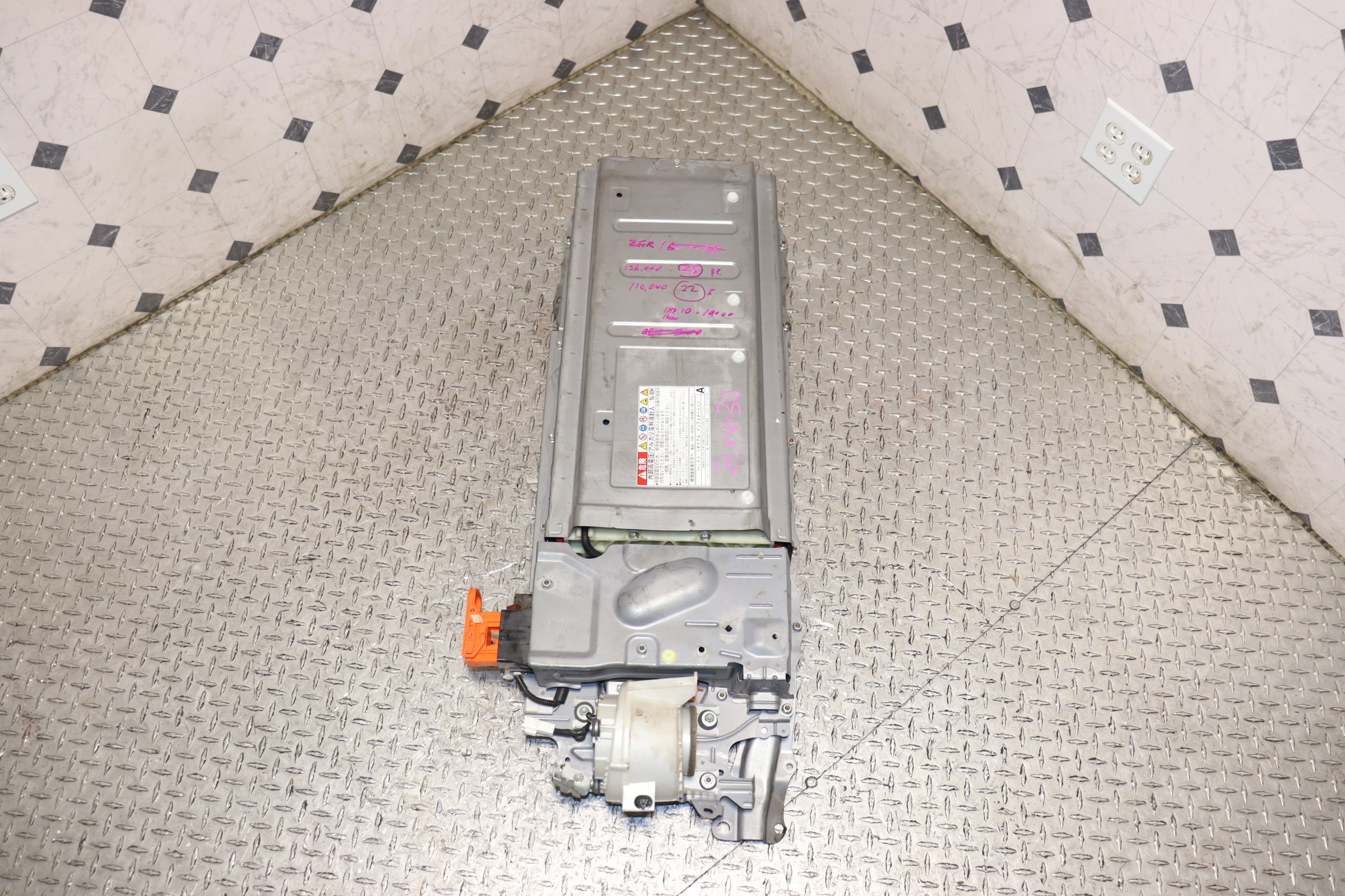 JDM 2010-2015 Toyota Prius Hybrid Battery Replacement 1.8L 2ZR-FXE for Prius 10 11 12 13 14 15 - Perfect for Hybrid Vehicle Maintenance & Performance Upgrade