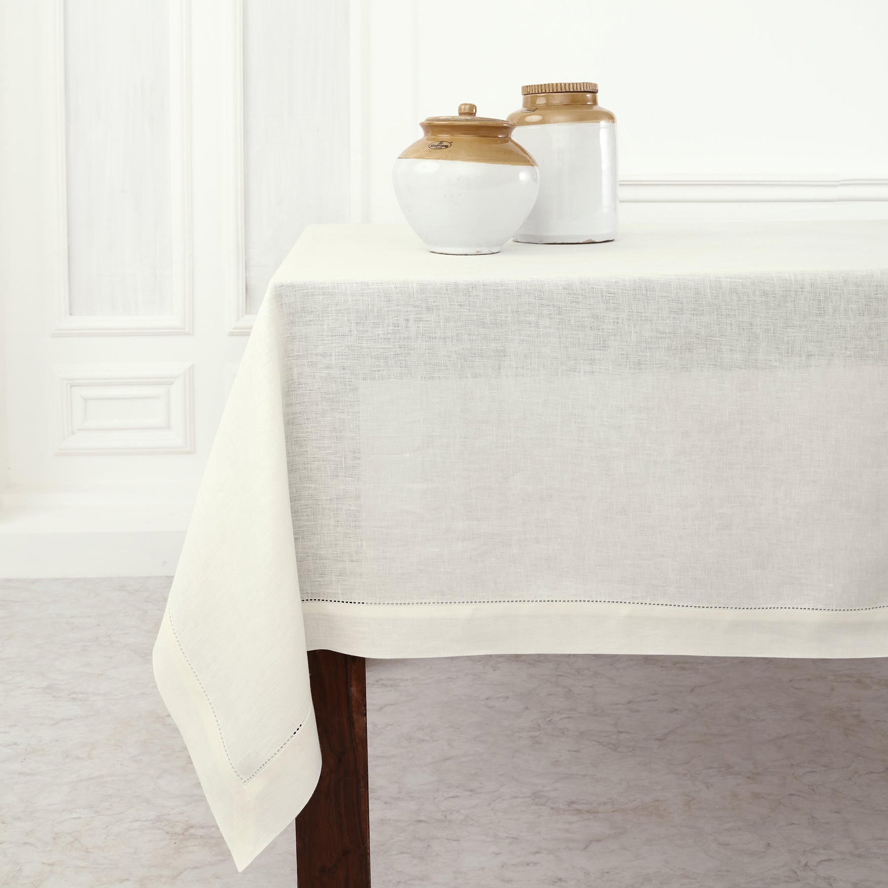Elegant Classic Hemstitch Tablecloth - Premium Cotton Linen Dining Table Cover for Formal Dinners & Special Occasions