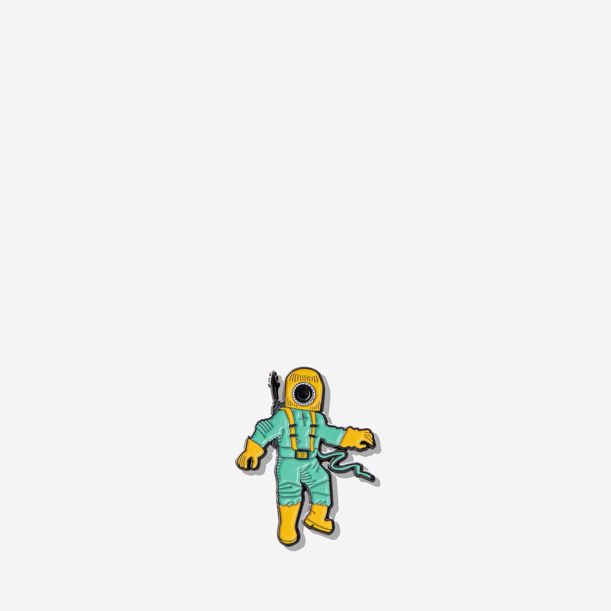 Mah Gift Pin 3 - Elegant Enamel Lapel Pin for Women & Men - Perfect for Gifts, Collectibles, and Fashion Accessories | Ideal for Weddings, Parties, and Everyday Wear