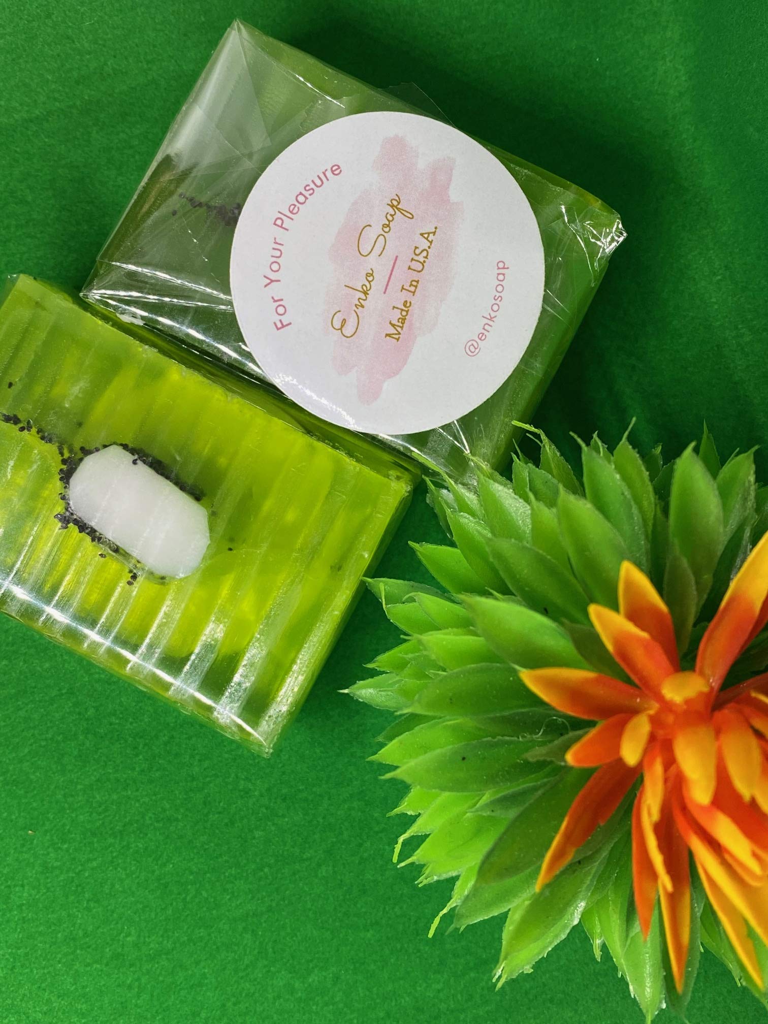 Natural Kiwi Soap Bars for Glowing Skin - Organic, Handmade, Vegan - Perfect for Daily Cleansing & Gift Sets