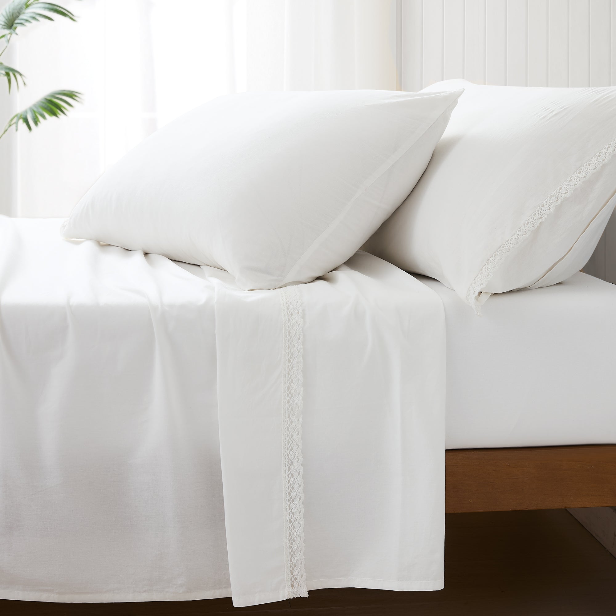 Evelyn Lace Trim Cotton Sheet Set - Queen Size 4-Piece Bedding Set with Soft Breathable Fabric for Comfortable Sleep - Perfect for Master Bedroom, Guest Room, and Luxury Home Decor