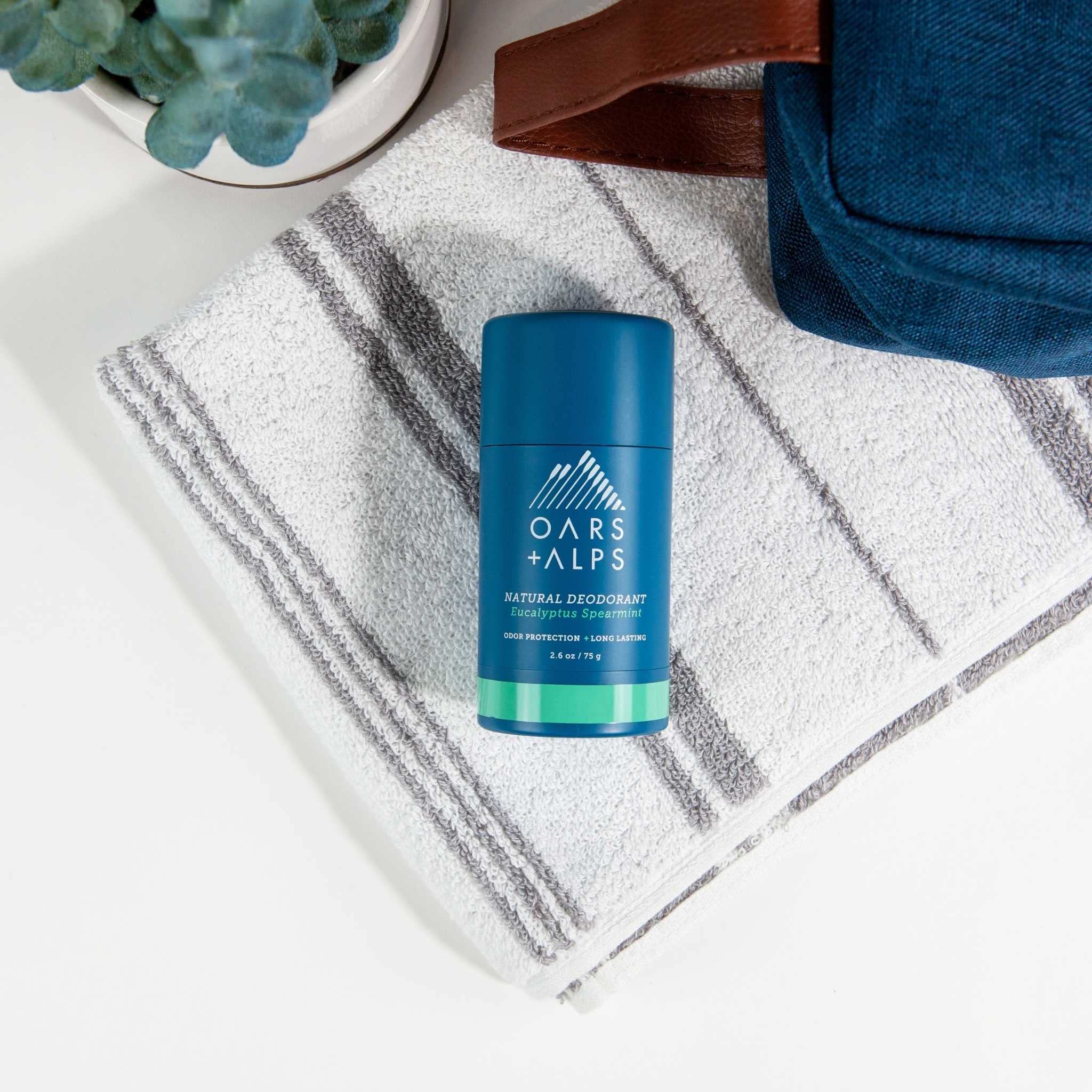 Oars + Alps Aluminum Free Natural Deodorant for Men & Women - Dermatologist Tested, Clean Ingredients, Travel Size (3 Pack, 2.6 Oz Each) - Eucalyptus Spearmint Scent | Gym, Work, Outdoor & Daily Freshness