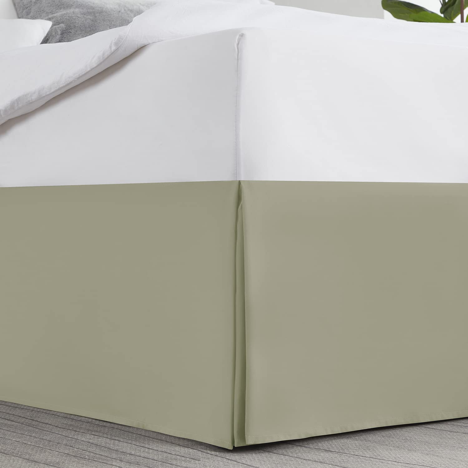 Nestl Green King Size Bed Skirt - 14 Inch Drop Brushed Microfiber Bed Skirt with Hotel Quality Pleats | Shrink & Fade Resistant | Perfect for Luxury Bedrooms & Hotel Room Decor