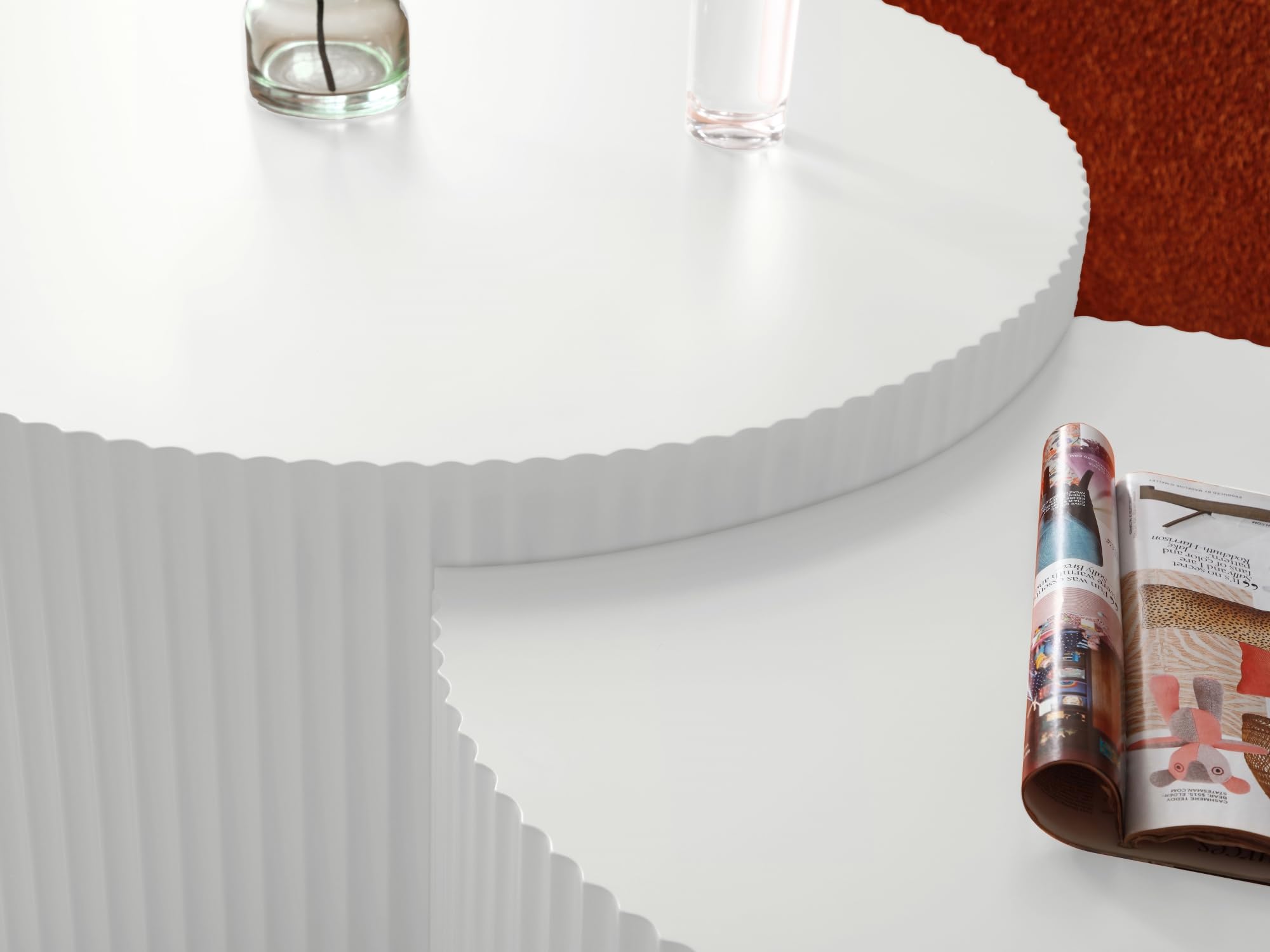 HMFULE 2-Piece Round Nesting Coffee Table Set - Crescent Side Tables, Accent End Table for Living Room - Matte White - Perfect for Small Spaces & Modern Home Decor