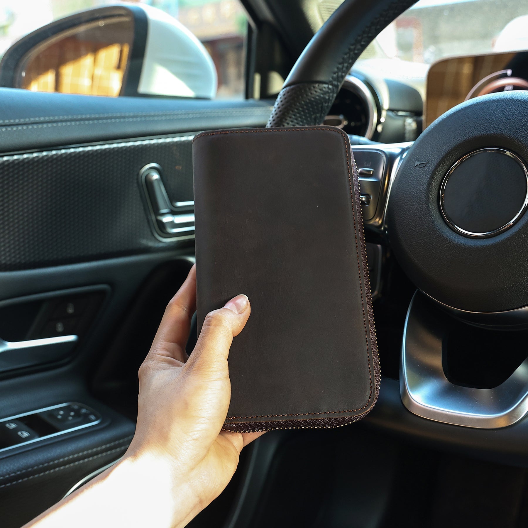 RFID Blocking Men's Long Wallet - Slim Leather Bifold Wallet with Multiple Card Slots - Perfect for Travel, Business & Everyday Use