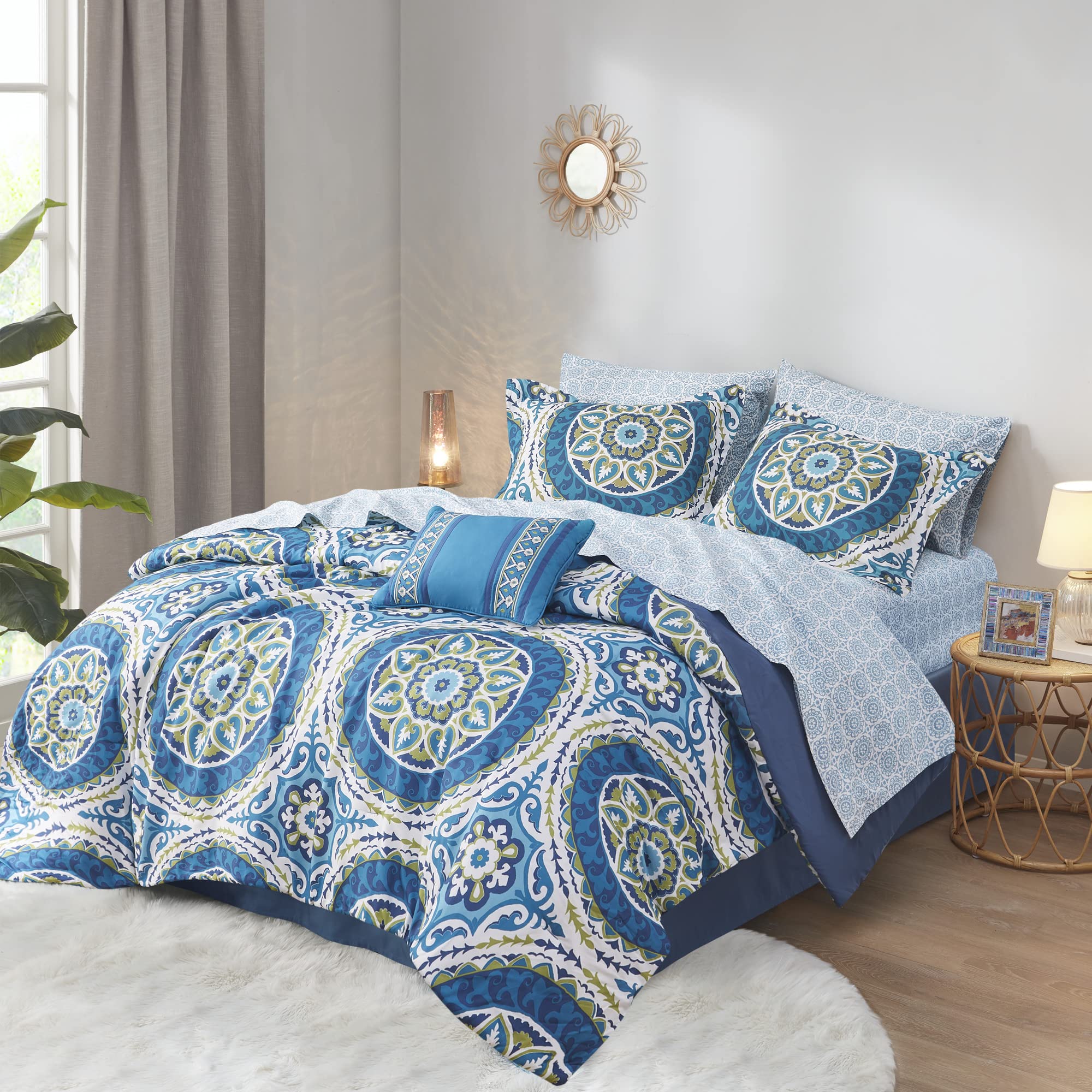 Madison Park Essentials Serenity 7-Piece Bed in a Bag Comforter Set - Medallion Damask Design, All Season Cotton Bedding with Sheet Set & Bedskirt, Twin Size (68