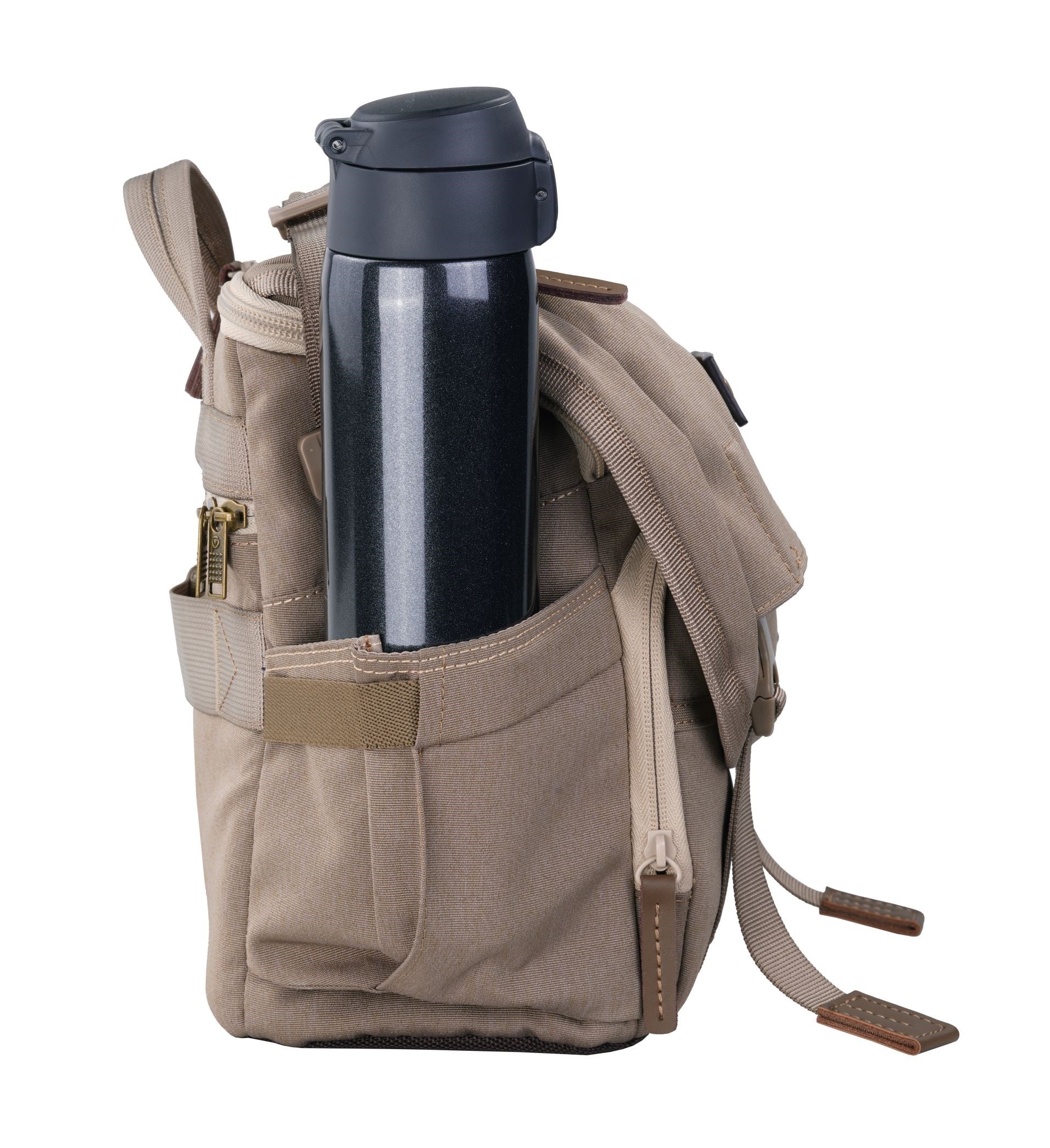 VEO Range 32M BG Beige Messenger Camera Bag - Waterproof DSLR Shoulder Bag for Photographers, Travel & Outdoor Shooting - Perfect for Hiking, Street Photography and Daily Commute