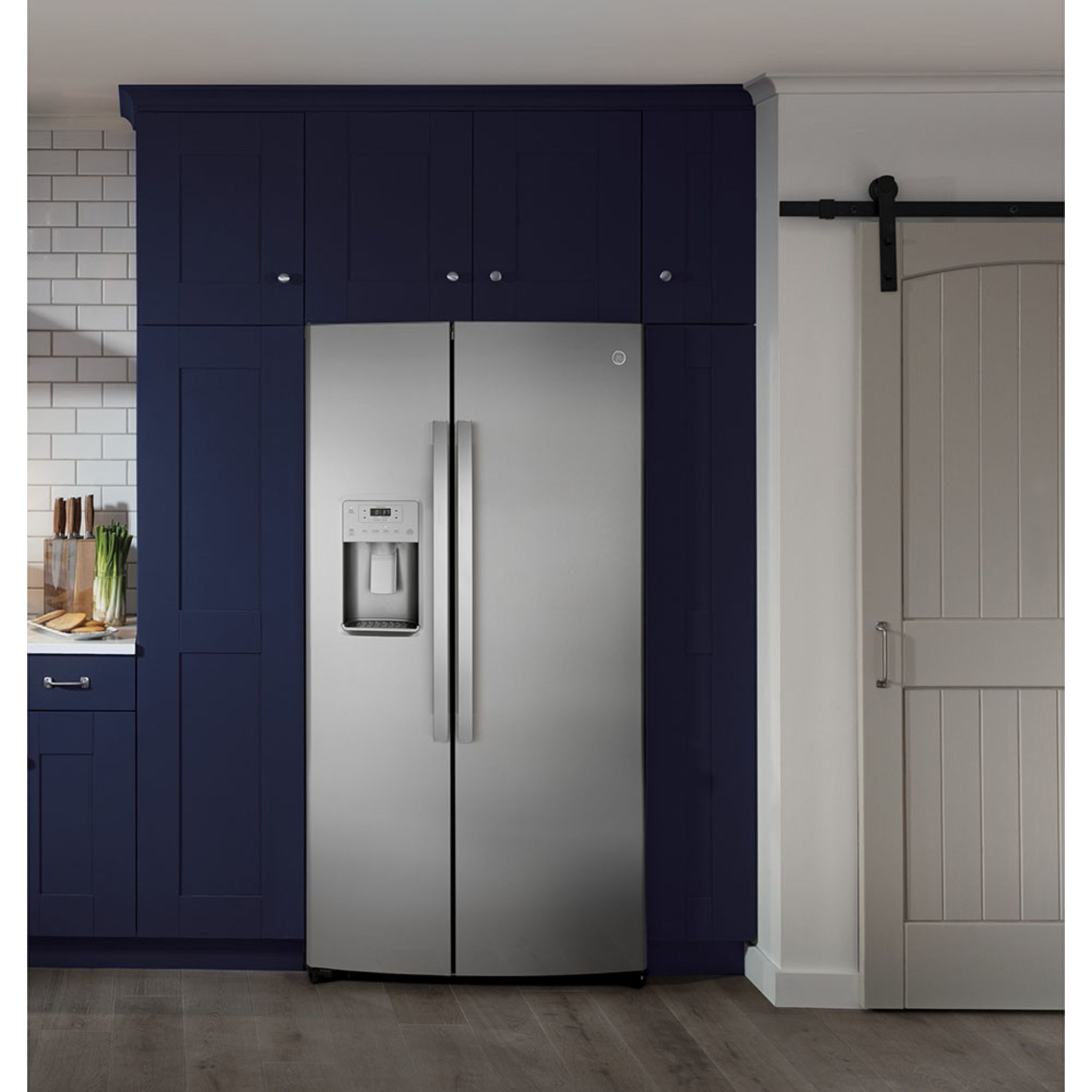 GE 25.1 Cu. Ft. Side By Side Refrigerator in Stainless Steel - GSS25IYNFS | Energy Efficient French Door Fridge with Spacious Interior for Modern Kitchen & Family Use