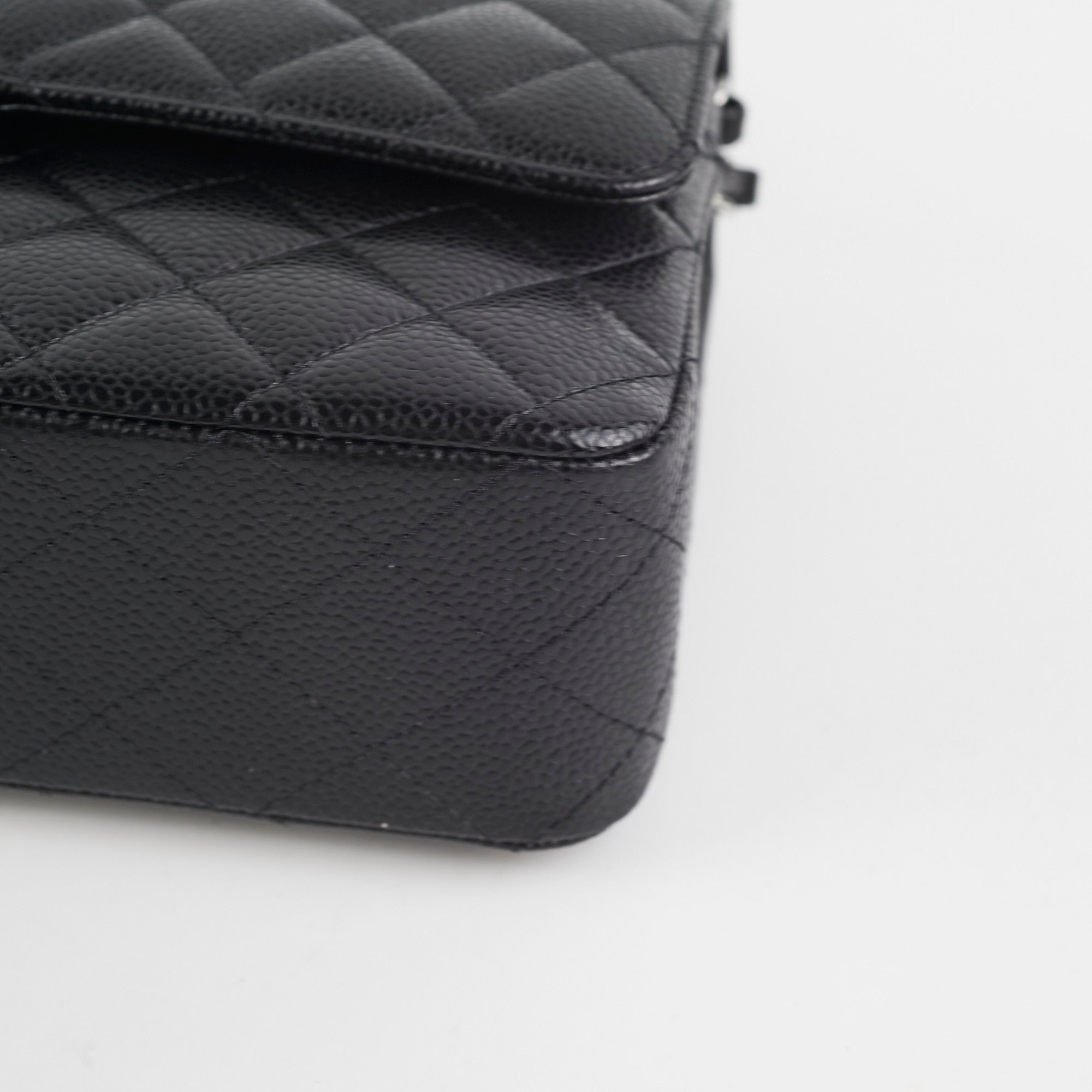 Chanel Medium Classic Flap Bag in Black Caviar Leather with Microchip - Timeless Luxury Handbag for Women, Perfect for Evening Events, Date Nights & Special Occasions