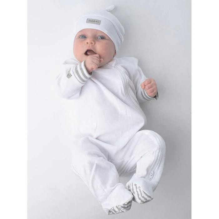 Organic Cotton Knot Hat for Babies 0-3 Months | Soft & Breathable White Baby Hat | Perfect for Newborn Photography, Outings & Gifts