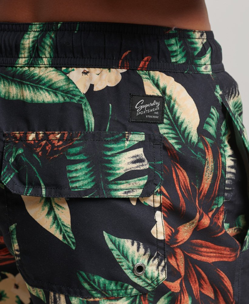 **Men's Hawaiian Swim Shorts with Black Pineapple Print - Quick-Dry, Comfortable Beach Shorts for Swimming, Surfing, and Tropical Vacations**