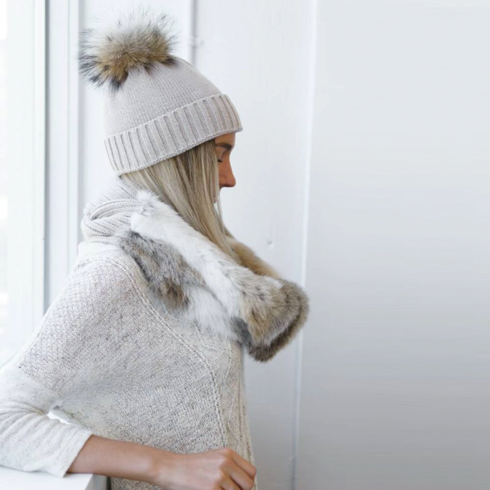 Luxury Faux Fur Scarf - Soft & Warm Winter Fashion Accessory for Women - Perfect for Cold Weather, Outdoors & Stylish Outfits