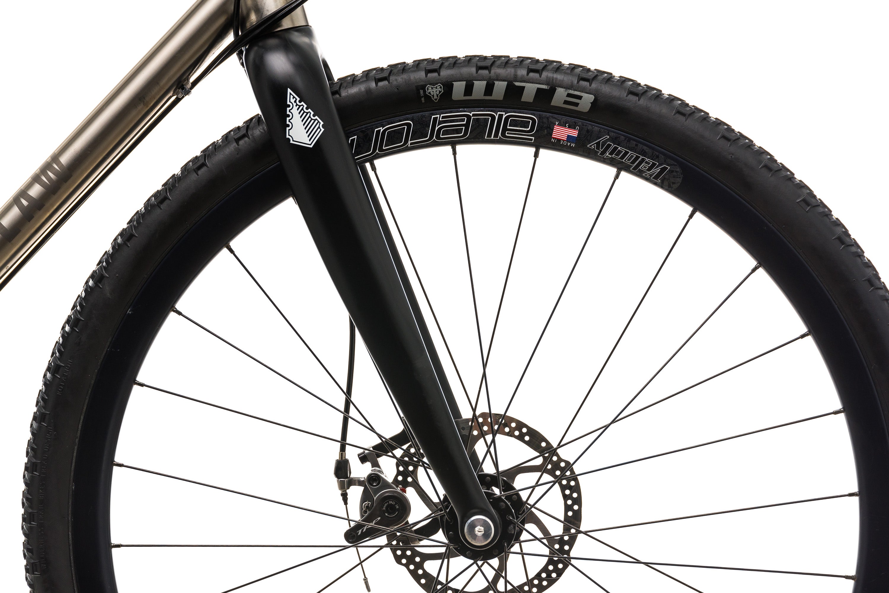 Bearclaw Thunderhawk Adventure Bike 2018 - 54cm Mountain Bike for Off-Road Trails & Commuting - Perfect for Outdoor Exploration and Urban Riding