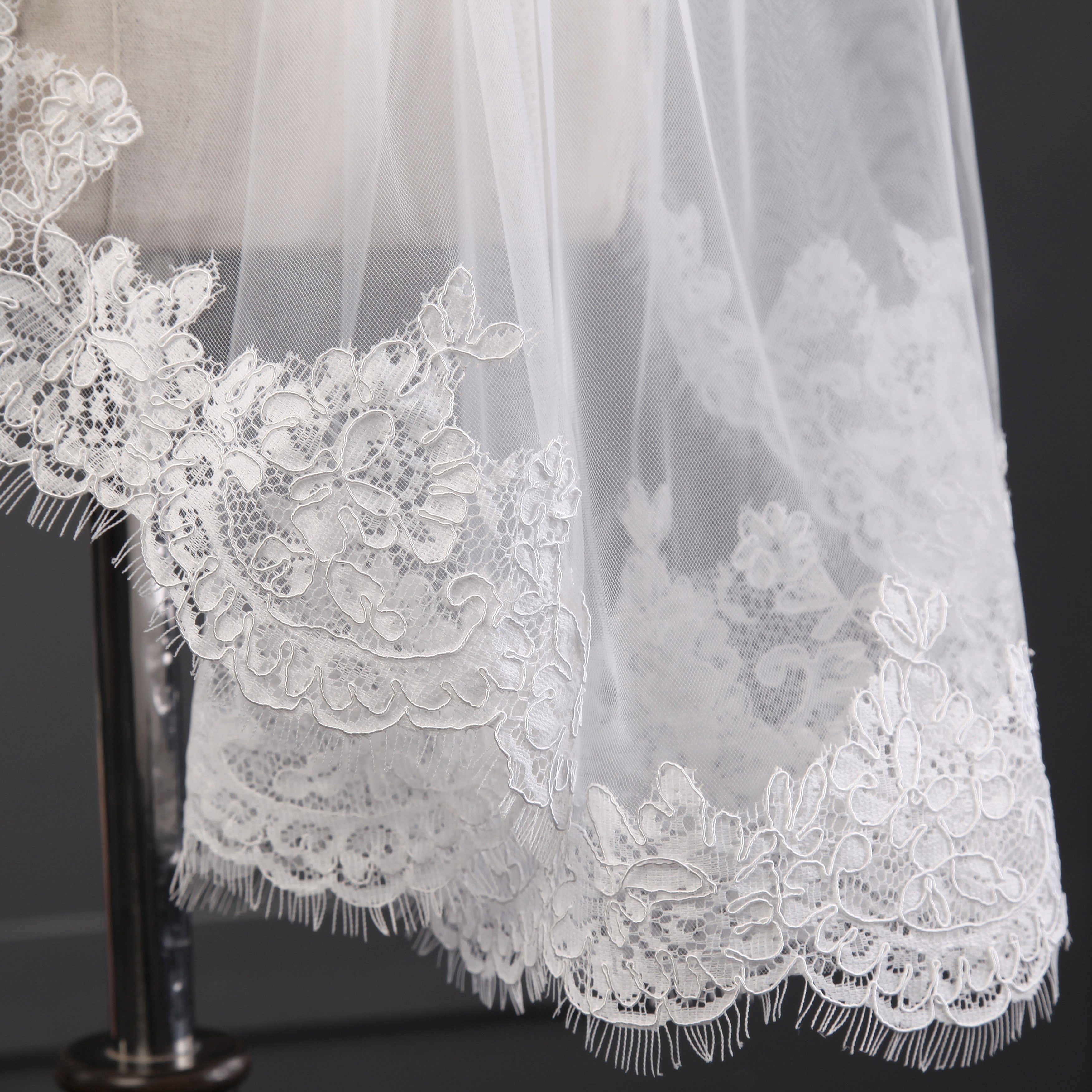 Rene Veil - Elegant & Lightweight Scarf for Women | Perfect for Office, Travel & Special Occasions