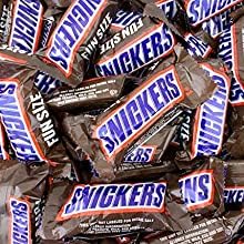 Bulk Halloween Candy Assortment - 2.0 lb Variety Pack with Snickers, Kit Kat, Milky Way, Twix & Hershey's | Fun Size Chocolate Bars Individually Wrapped | Perfect for Trick-or-Treating, Party Favors & Office Treats