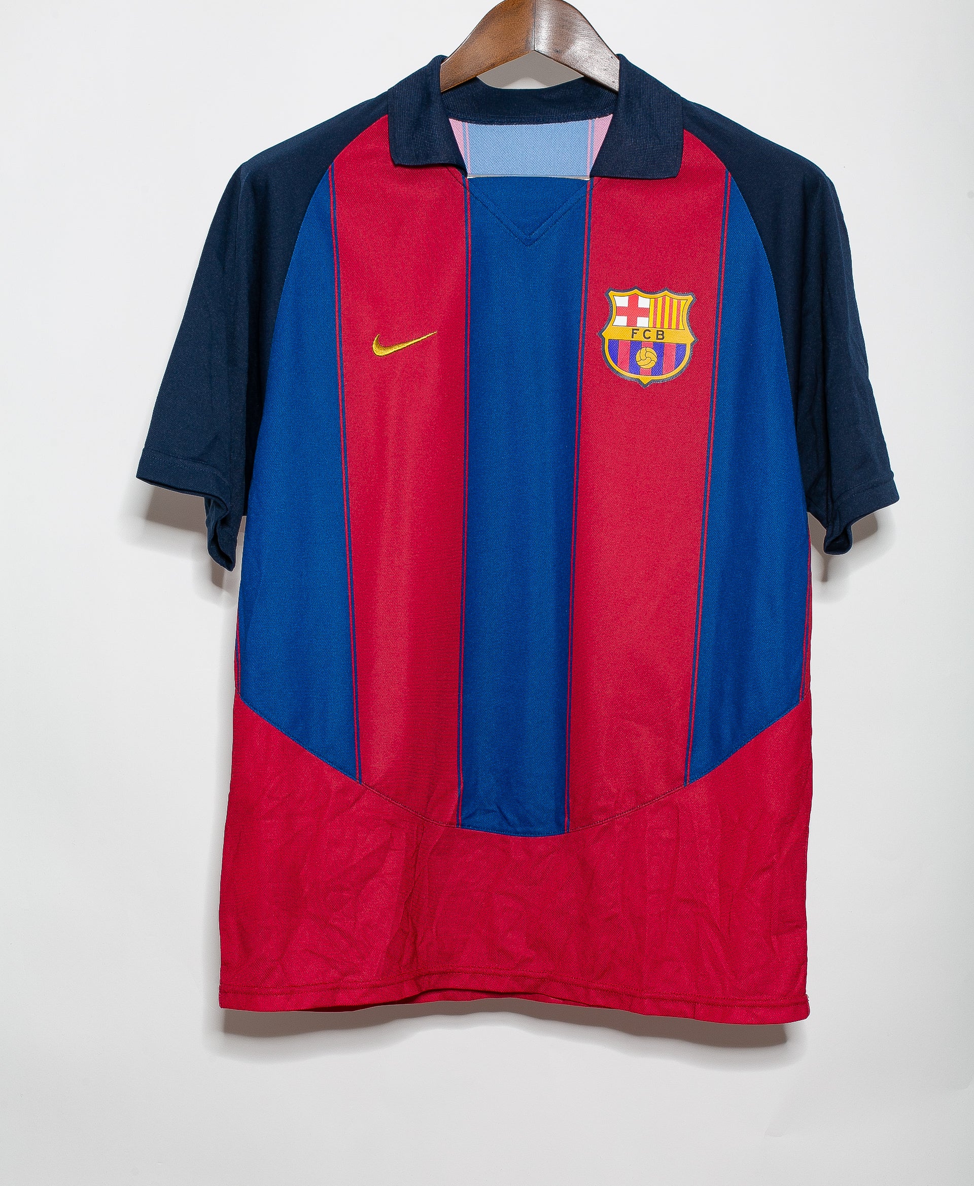 Authentic 2003 FC Barcelona #10 Ronaldinho Jersey (Men's) - Perfect for Soccer Matches, Fan Events & Collectibles