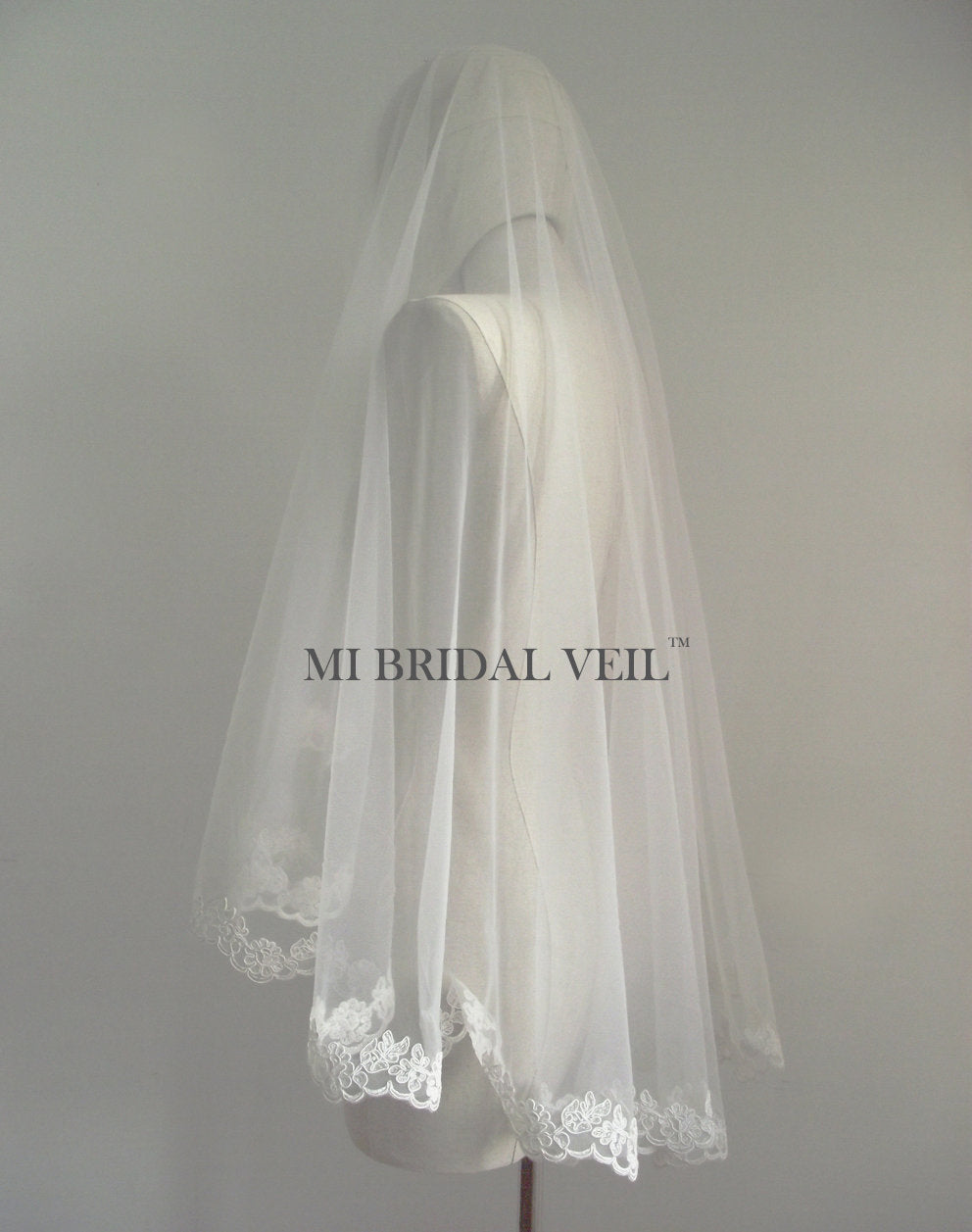 Elegant Lace Wedding Veil with Mantilla Rose Design - Fingertip Length Bridal Veil with Blusher for Romantic Weddings | Perfect for Church Ceremonies, Outdoor Weddings & Bridal Photography
