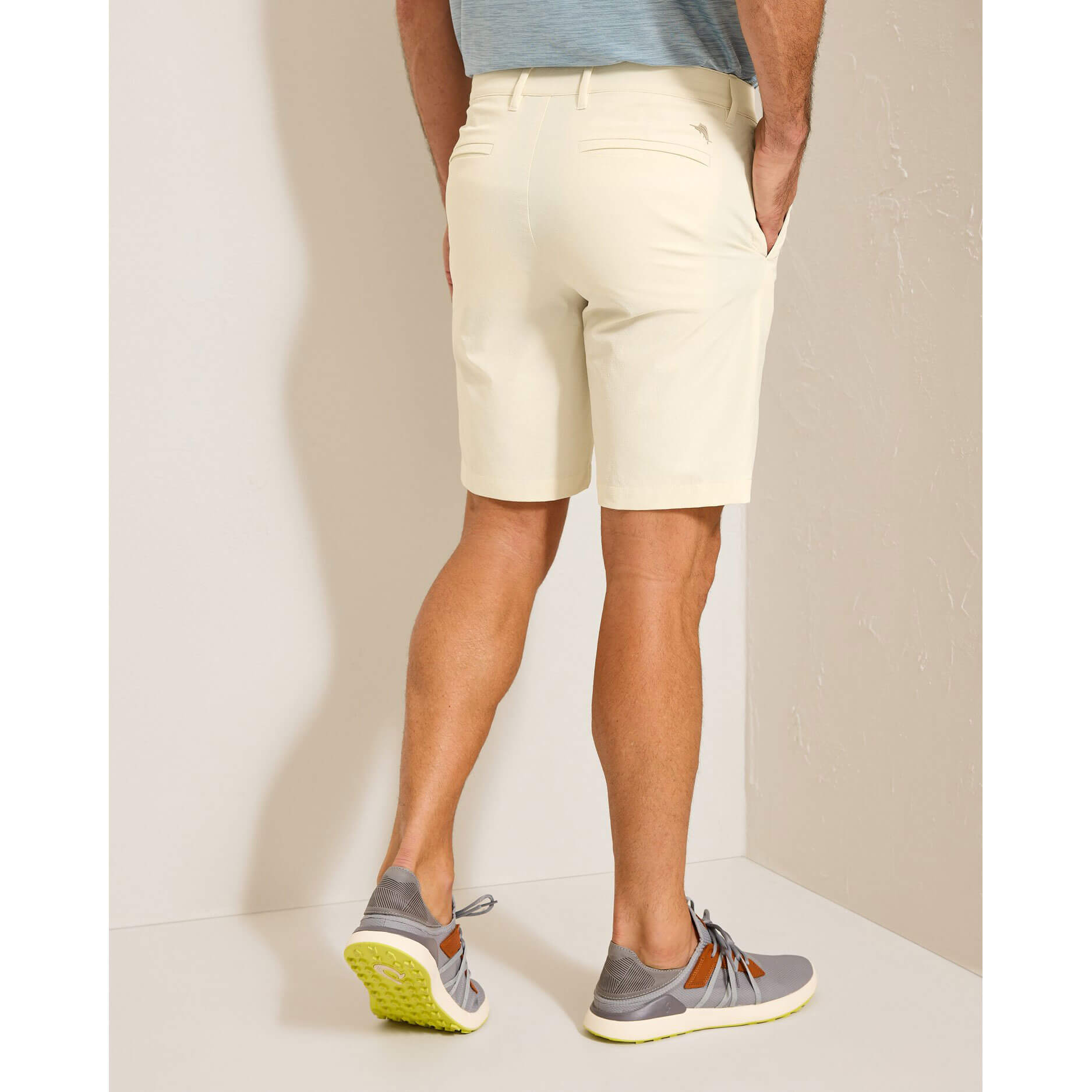 Tommy Bahama IslandZone 9 Inch Chip Shot Shorts for Men - Comfortable Casual Golf & Beach Shorts in Bleached Sand - Perfect for Golfing, Lounging & Summer Vacations