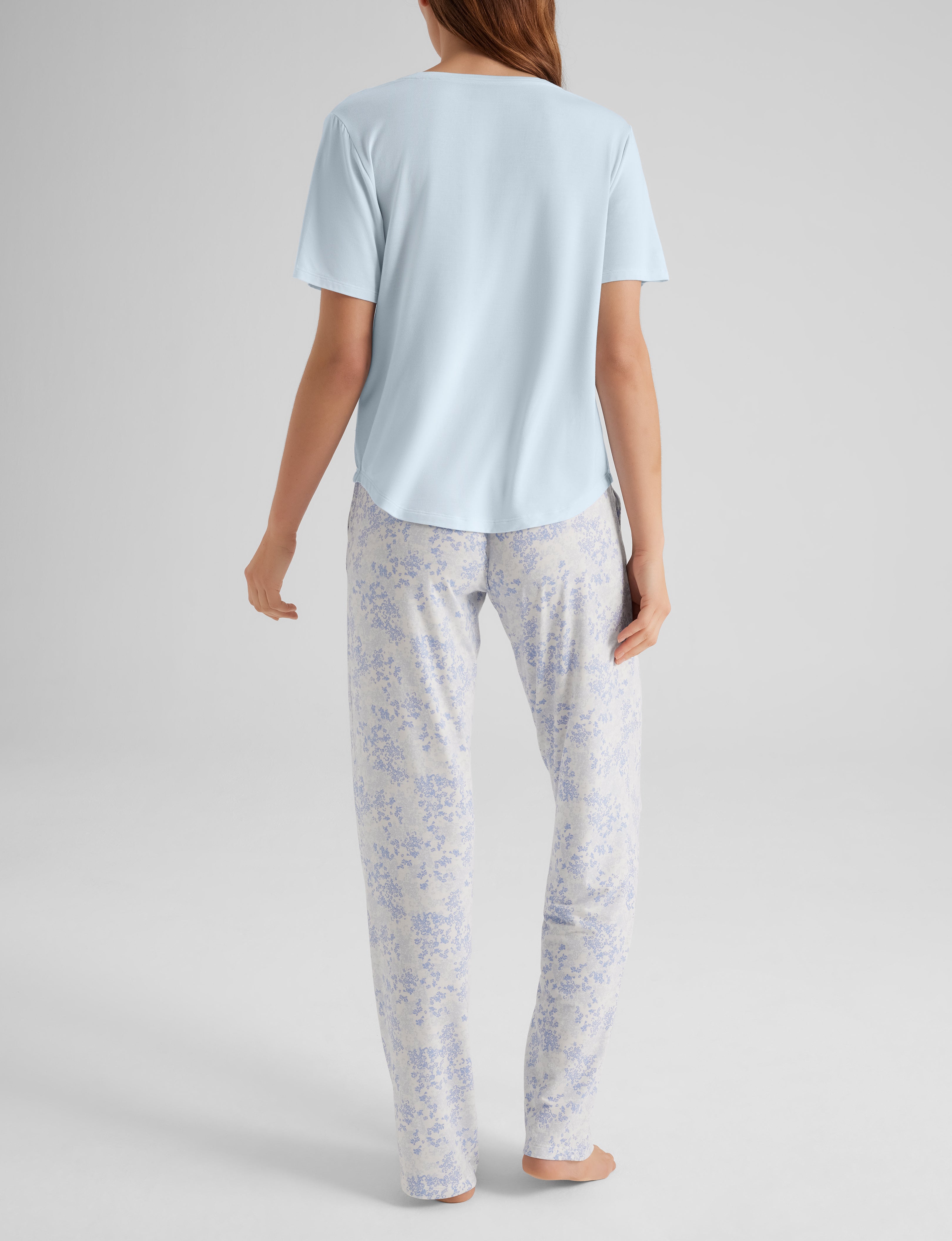 Soft & Stretchy Women's Second Skin Sleep Pants - Ultra Comfortable Sleepwear for Nighttime Relaxation & Lounging at Home