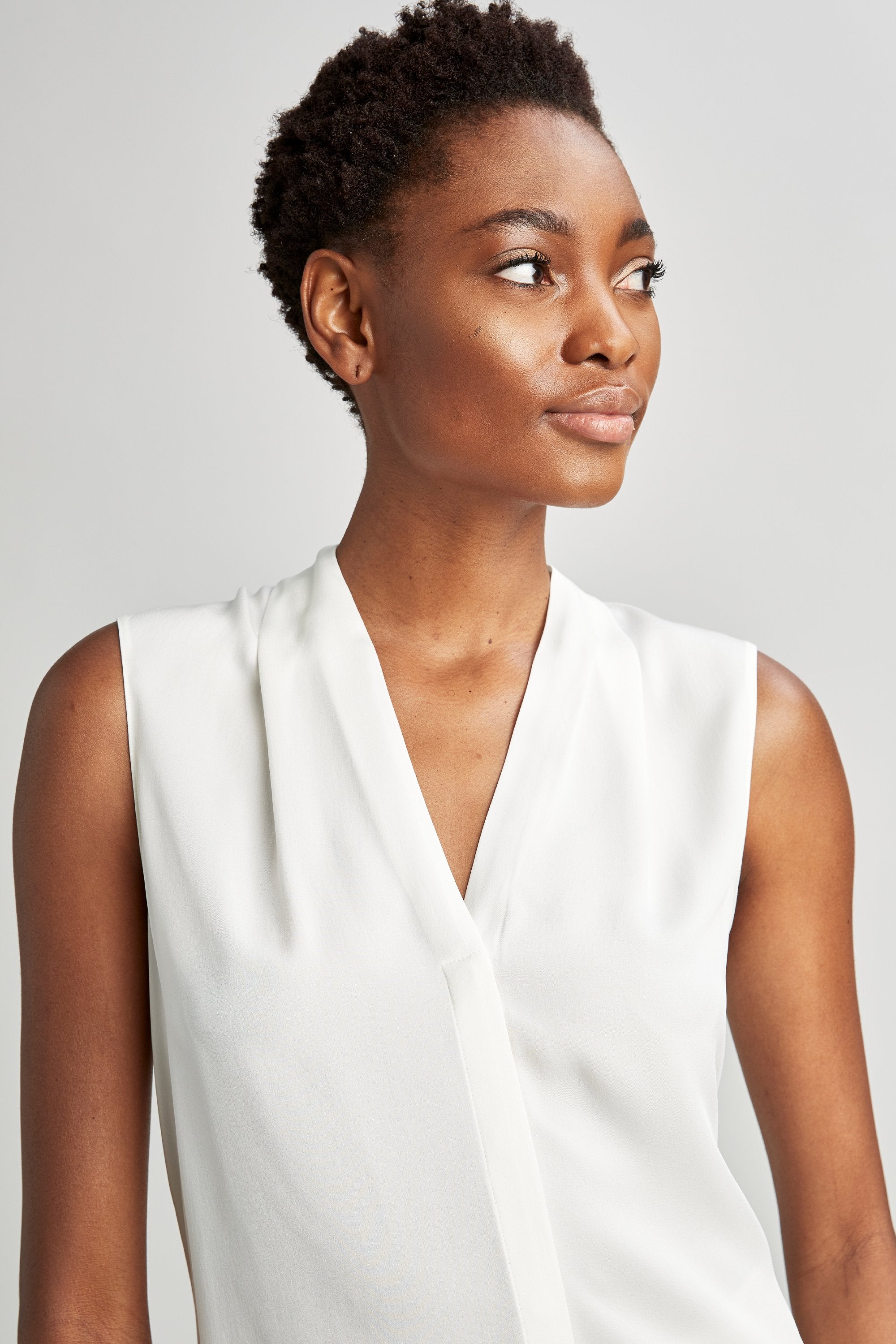 Stylish Ginny Shirt 2 for Women - Trendy Casual Blouse for Everyday Wear - Perfect for Office, Dating & Weekend Outings
