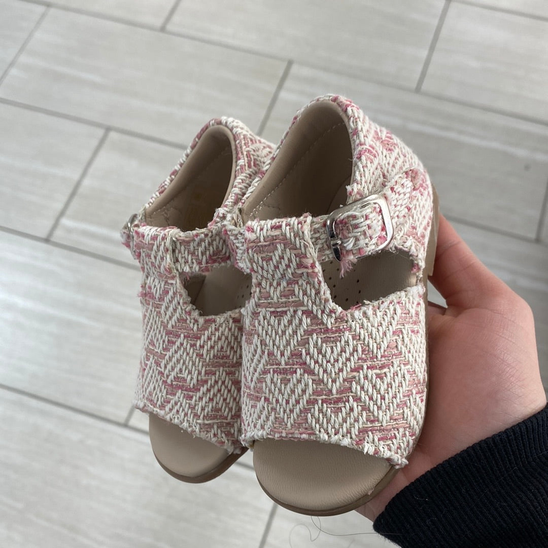 Blublonc Pink Heart Baby Sandals - Soft & Comfortable First Walkers for Girls - Perfect for Summer Outings, Beach Trips & Special Occasions