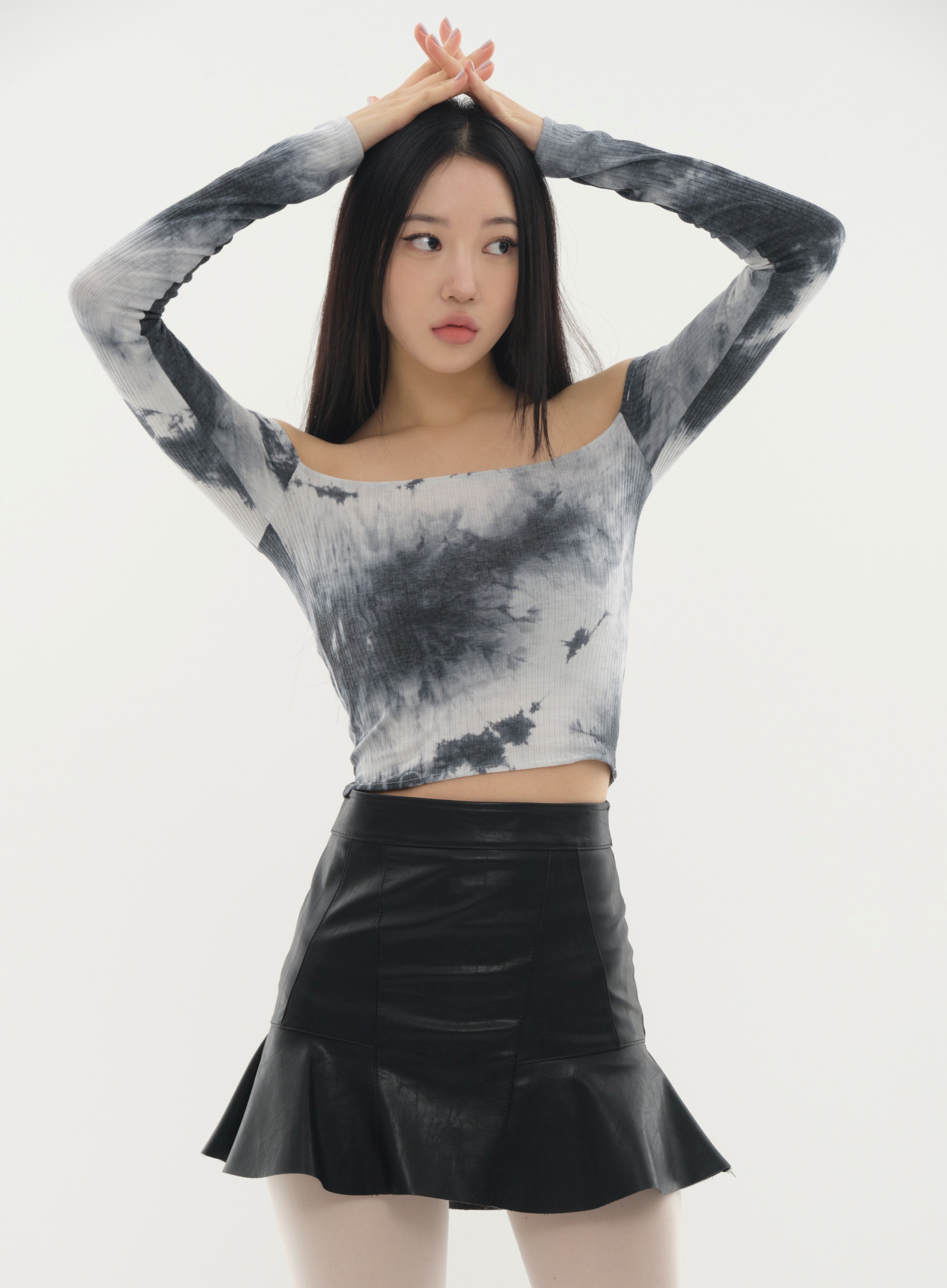 Stylish Faux Leather Flared Hem Mini Skirt - Kpop Fashion Inspired | Perfect for Concerts, Night Out & Streetwear
