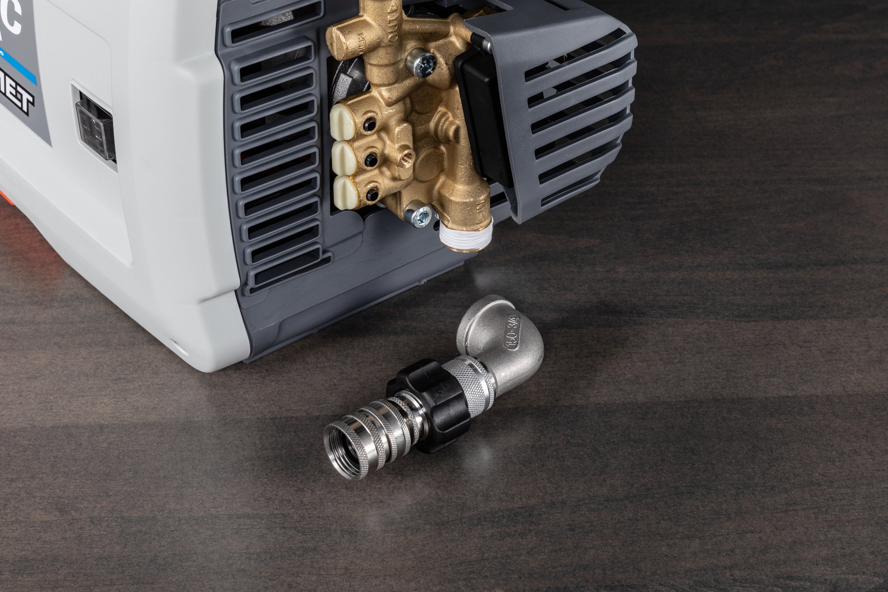 Comet Static 1700 Extra Portable Static Eliminator - Ionizer for Home, Office & Electronics Workstation - Eliminates Static for Computers, Printers & Sensitive Equipment