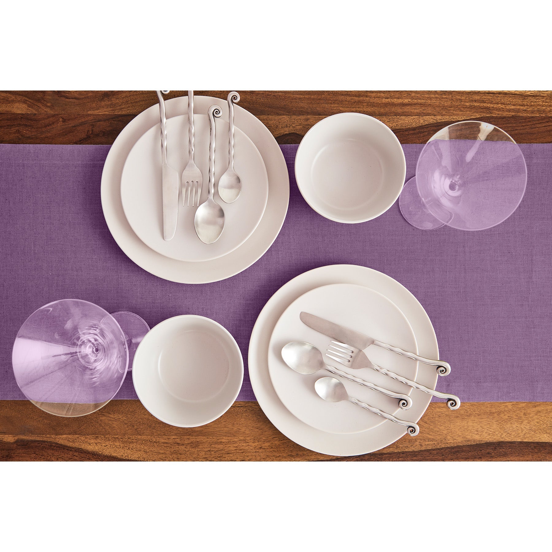 Elegant Diana Medium Weight Table Runner - Perfect for Dining Tables, Weddings, and Holiday Decor