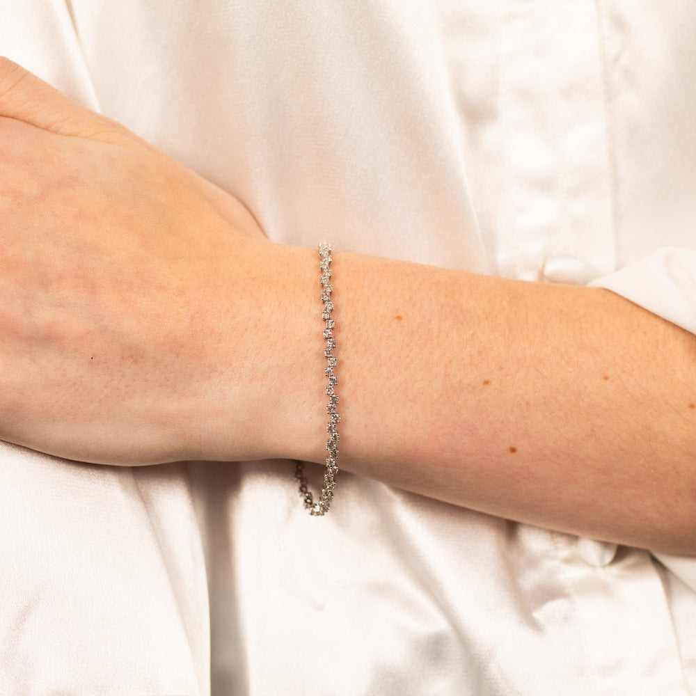 2 Carat Diamond Tennis Bracelet in 10K White Gold - Elegant Jewelry for Women, Perfect for Weddings, Anniversaries & Special Occasions