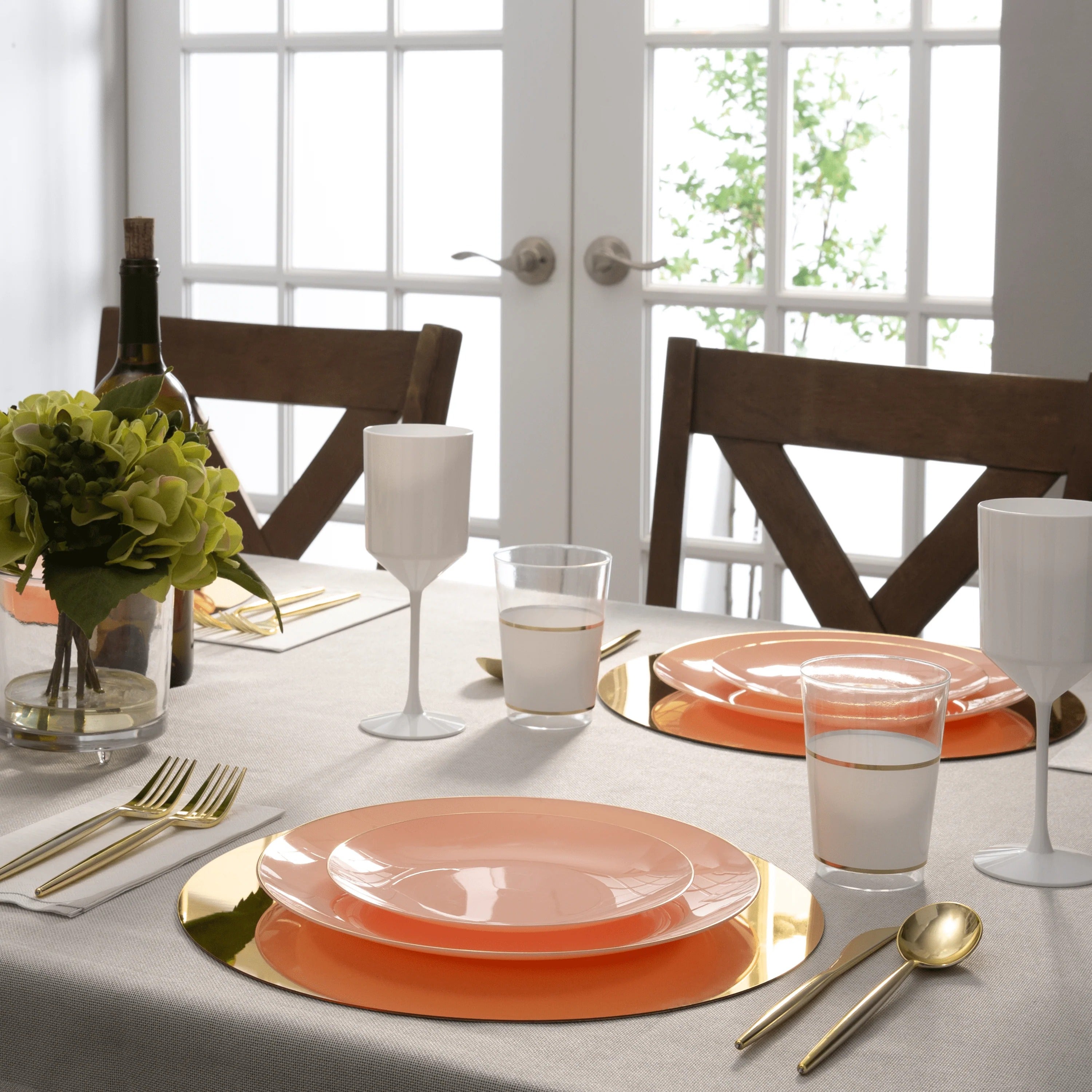 Elegant Coral & Gold Rim Round Plastic Plates - 12-Pack Eco-Friendly Disposable Dinnerware for Parties, Weddings & Outdoor Events